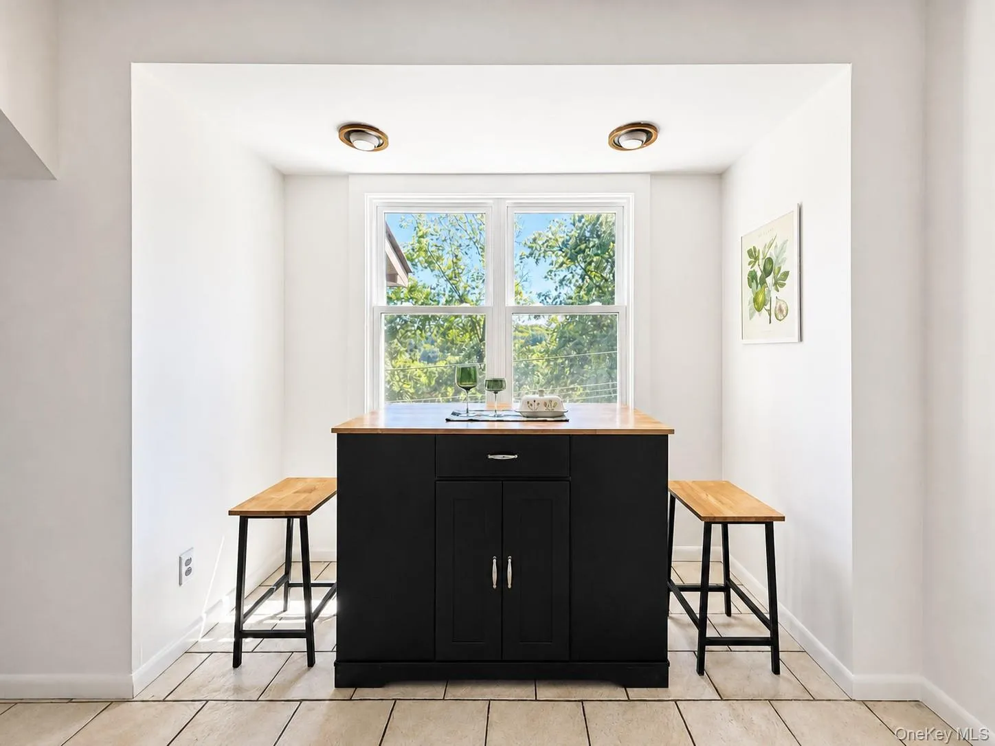 17 Mary Avenue, Carmel, NY, 3 Bedrooms Bedrooms, 6 Rooms Rooms,2 BathroomsBathrooms,Residential,For Rent,Mary,0,1040283 17 Mary Avenue, Carmel, NY, 3 Bedrooms Bedrooms, 6 Rooms Rooms,2 BathroomsBathrooms,Residential,For Rent,Mary,0,1040283