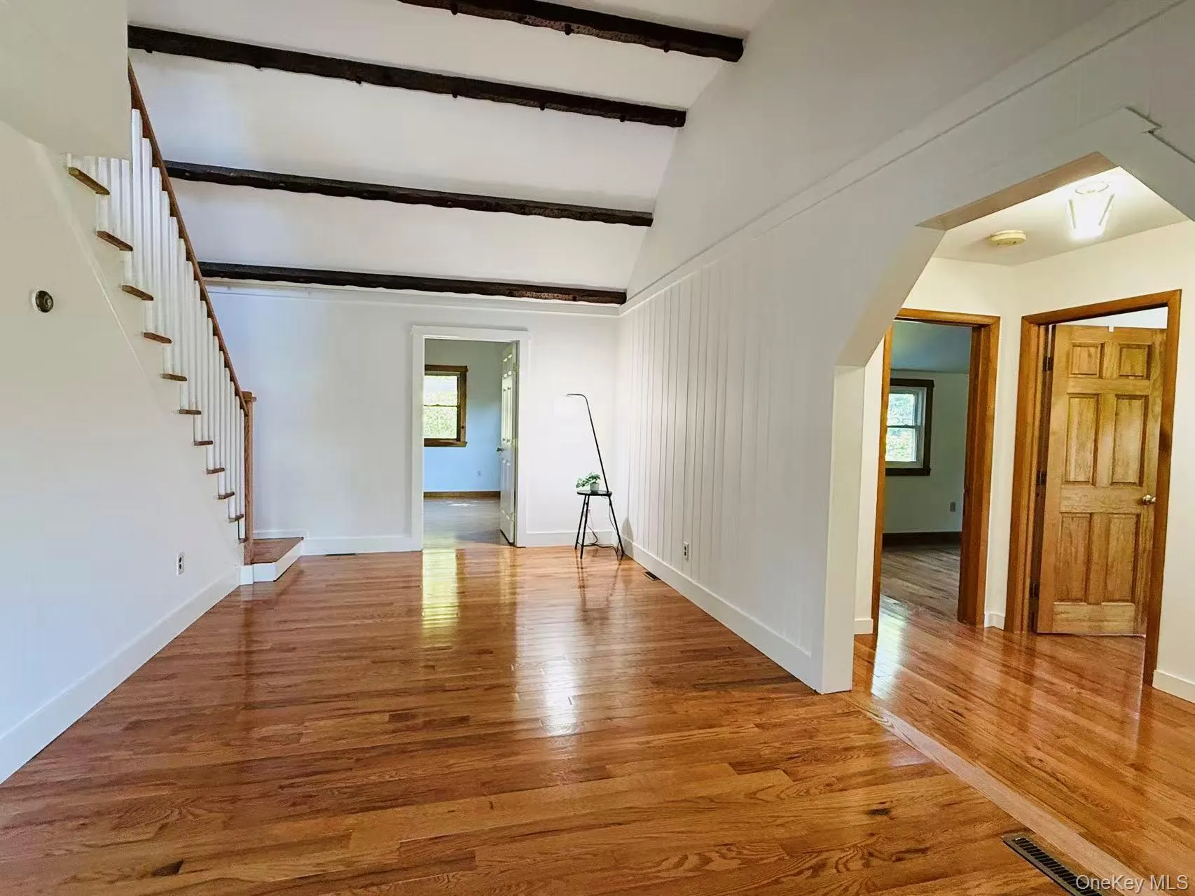 17 Mary Avenue, Carmel, NY, 3 Bedrooms Bedrooms, 6 Rooms Rooms,2 BathroomsBathrooms,Residential,For Rent,Mary,0,1040283 17 Mary Avenue, Carmel, NY, 3 Bedrooms Bedrooms, 6 Rooms Rooms,2 BathroomsBathrooms,Residential,For Rent,Mary,0,1040283