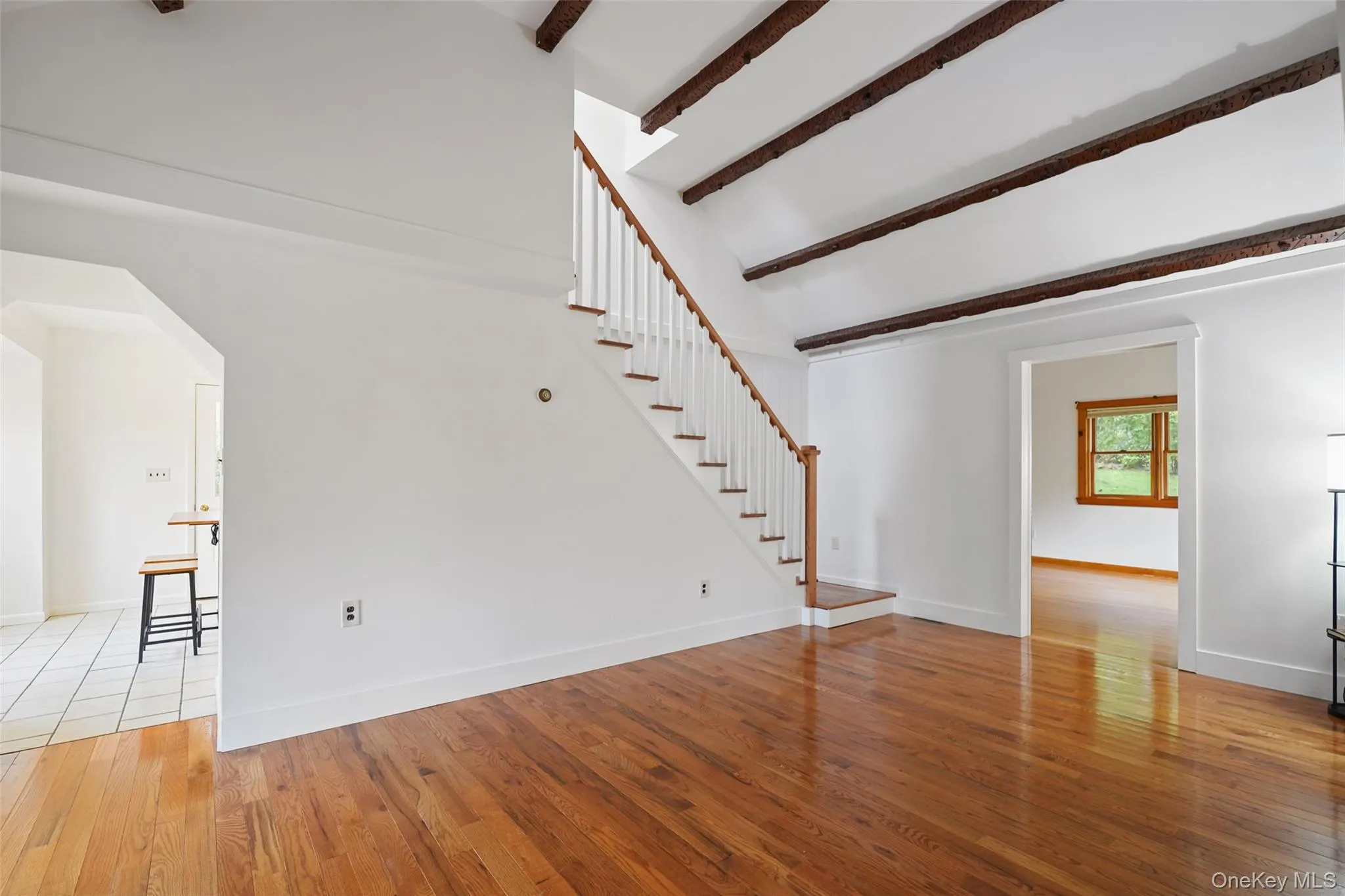 17 Mary Avenue, Carmel, NY, 3 Bedrooms Bedrooms, 6 Rooms Rooms,2 BathroomsBathrooms,Residential,For Rent,Mary,0,1040283 17 Mary Avenue, Carmel, NY, 3 Bedrooms Bedrooms, 6 Rooms Rooms,2 BathroomsBathrooms,Residential,For Rent,Mary,0,1040283