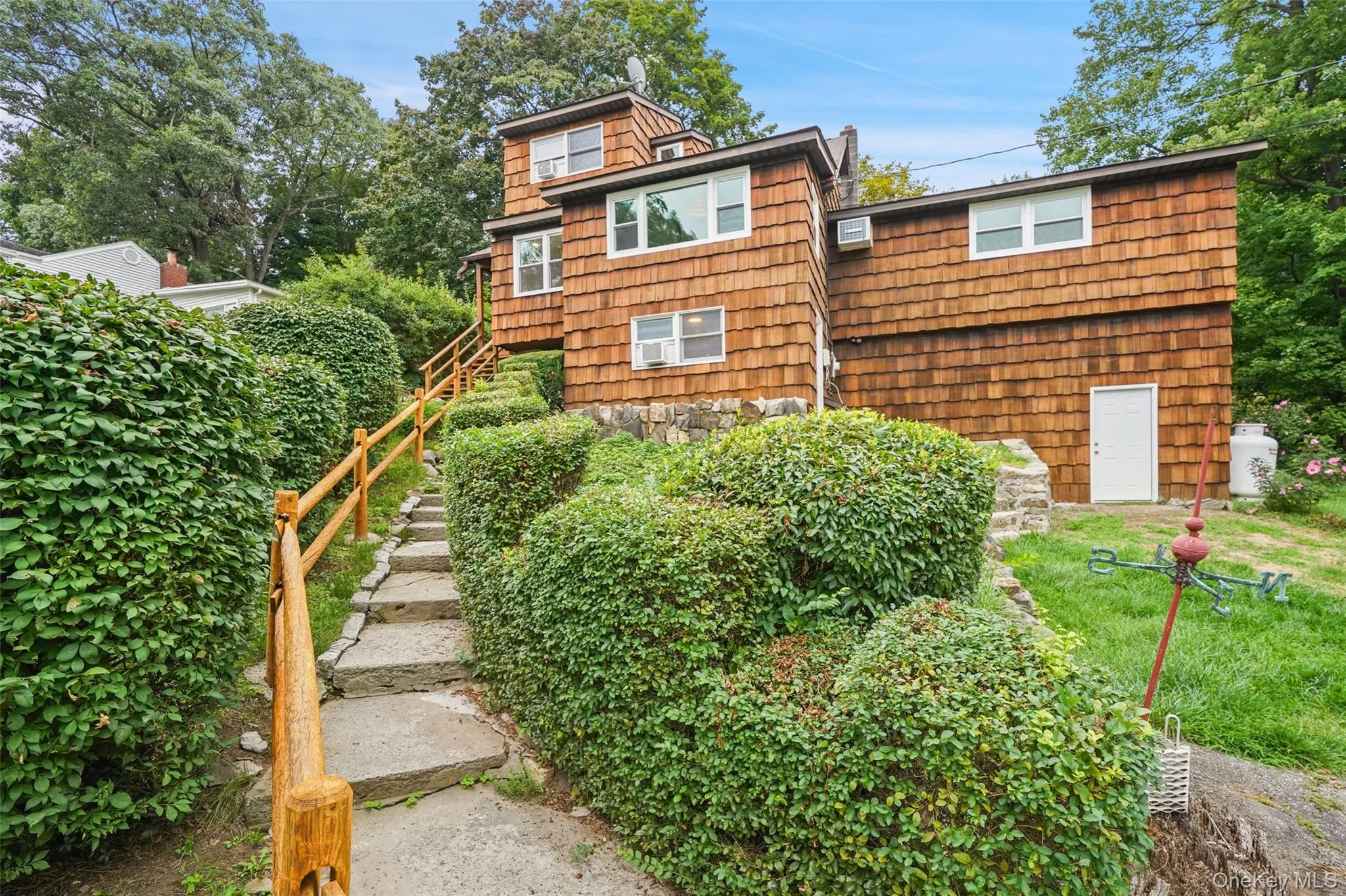 17 Mary Avenue, Carmel, NY, 3 Bedrooms Bedrooms, 6 Rooms Rooms,2 BathroomsBathrooms,Residential,For Rent,Mary,0,1040283 17 Mary Avenue, Carmel, NY, 3 Bedrooms Bedrooms, 6 Rooms Rooms,2 BathroomsBathrooms,Residential,For Rent,Mary,0,1040283