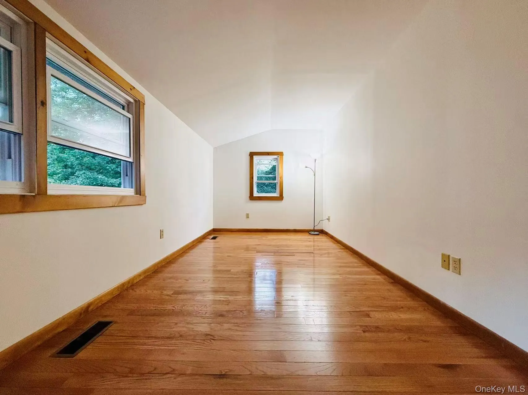 17 Mary Avenue, Carmel, NY, 3 Bedrooms Bedrooms, 6 Rooms Rooms,2 BathroomsBathrooms,Residential,For Rent,Mary,0,1040283 17 Mary Avenue, Carmel, NY, 3 Bedrooms Bedrooms, 6 Rooms Rooms,2 BathroomsBathrooms,Residential,For Rent,Mary,0,1040283