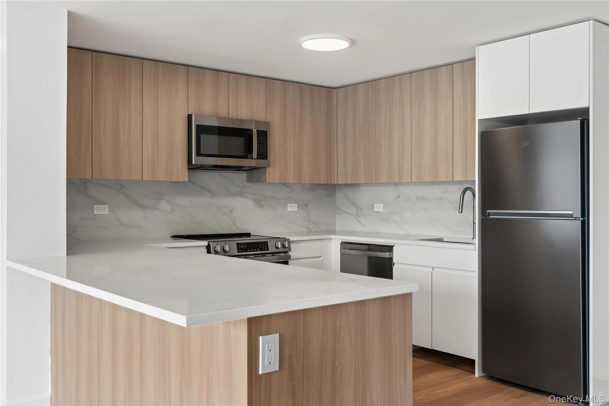 1 Lyon Place, White Plains, NY, 1 Bedroom Bedrooms, 3 Rooms Rooms,1 BathroomBathrooms,Residential Lease,For Rent,Lyon,0,1040292 1 Lyon Place, White Plains, NY, 1 Bedroom Bedrooms, 3 Rooms Rooms,1 BathroomBathrooms,Residential Lease,For Rent,Lyon,0,1040292