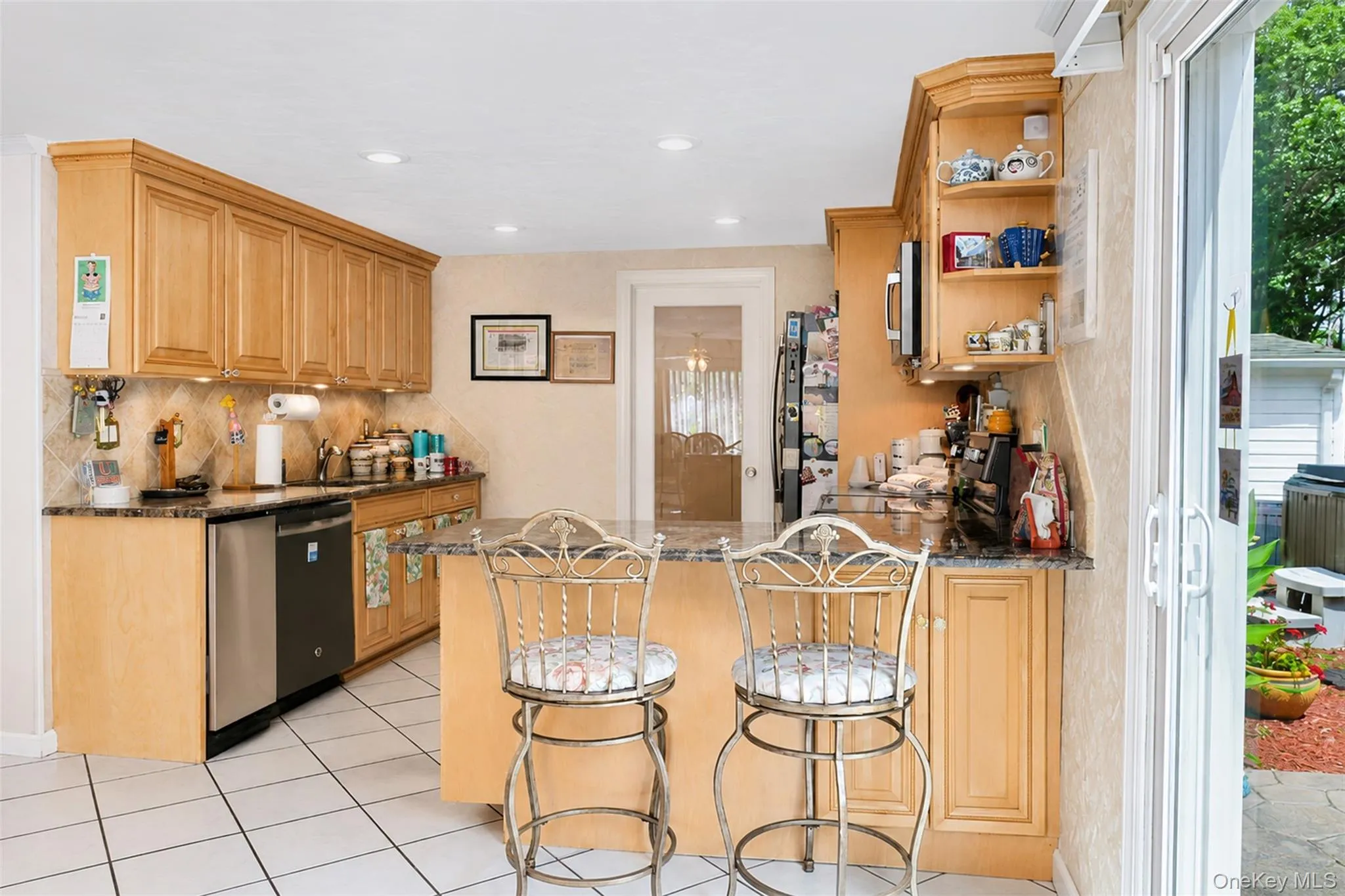 17 Sundial Lane, Brookhaven, NY, 7 Bedrooms Bedrooms, 11 Rooms Rooms,2 BathroomsBathrooms,Residential,For Rent,Sundial,0,1040295 17 Sundial Lane, Brookhaven, NY, 7 Bedrooms Bedrooms, 11 Rooms Rooms,2 BathroomsBathrooms,Residential,For Rent,Sundial,0,1040295
