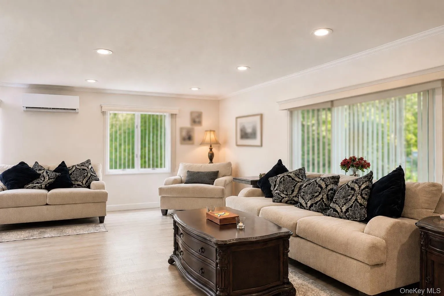 17 Sundial Lane, Brookhaven, NY, 7 Bedrooms Bedrooms, 11 Rooms Rooms,2 BathroomsBathrooms,Residential,For Rent,Sundial,0,1040295 17 Sundial Lane, Brookhaven, NY, 7 Bedrooms Bedrooms, 11 Rooms Rooms,2 BathroomsBathrooms,Residential,For Rent,Sundial,0,1040295