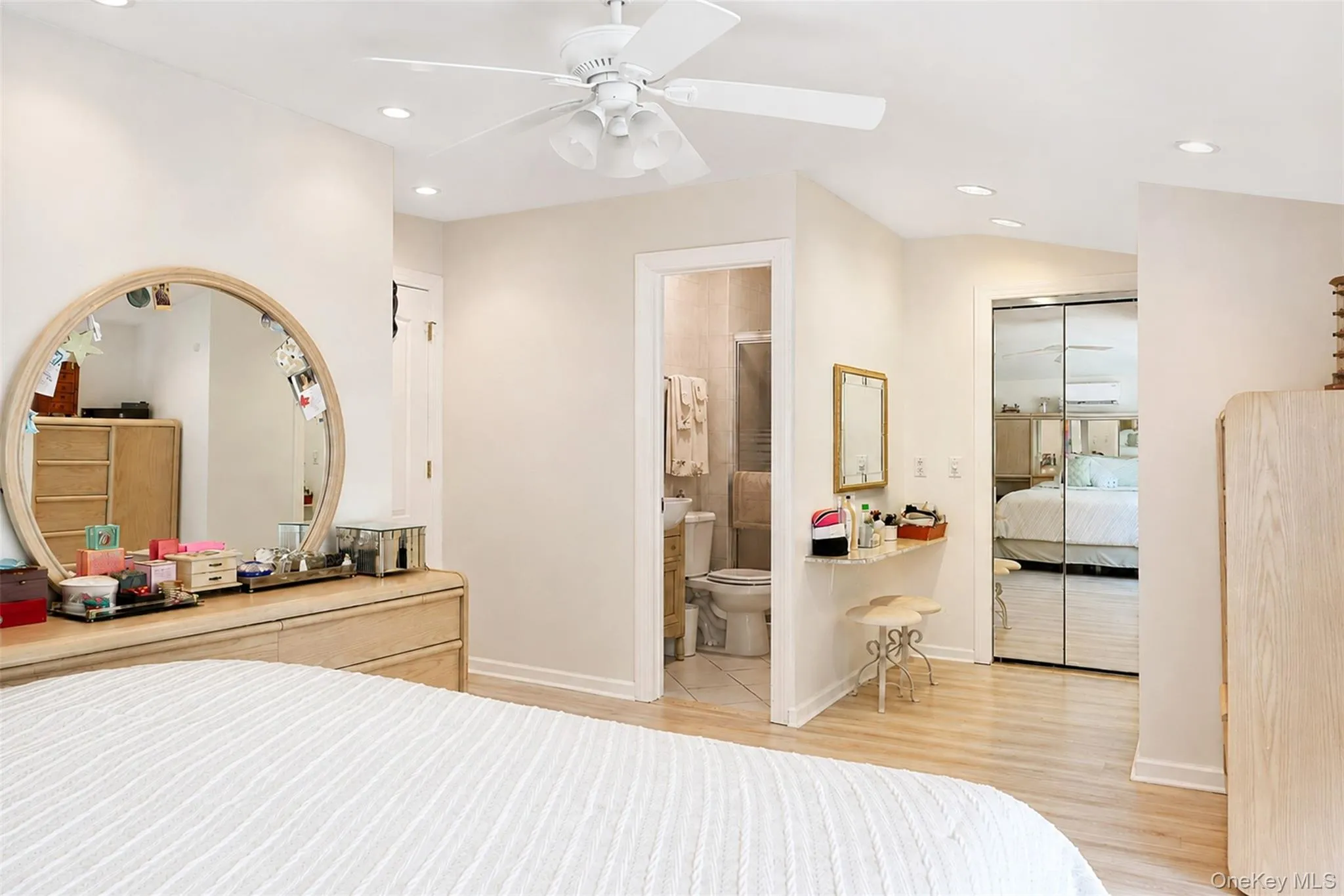 17 Sundial Lane, Brookhaven, NY, 7 Bedrooms Bedrooms, 11 Rooms Rooms,2 BathroomsBathrooms,Residential,For Rent,Sundial,0,1040295 17 Sundial Lane, Brookhaven, NY, 7 Bedrooms Bedrooms, 11 Rooms Rooms,2 BathroomsBathrooms,Residential,For Rent,Sundial,0,1040295