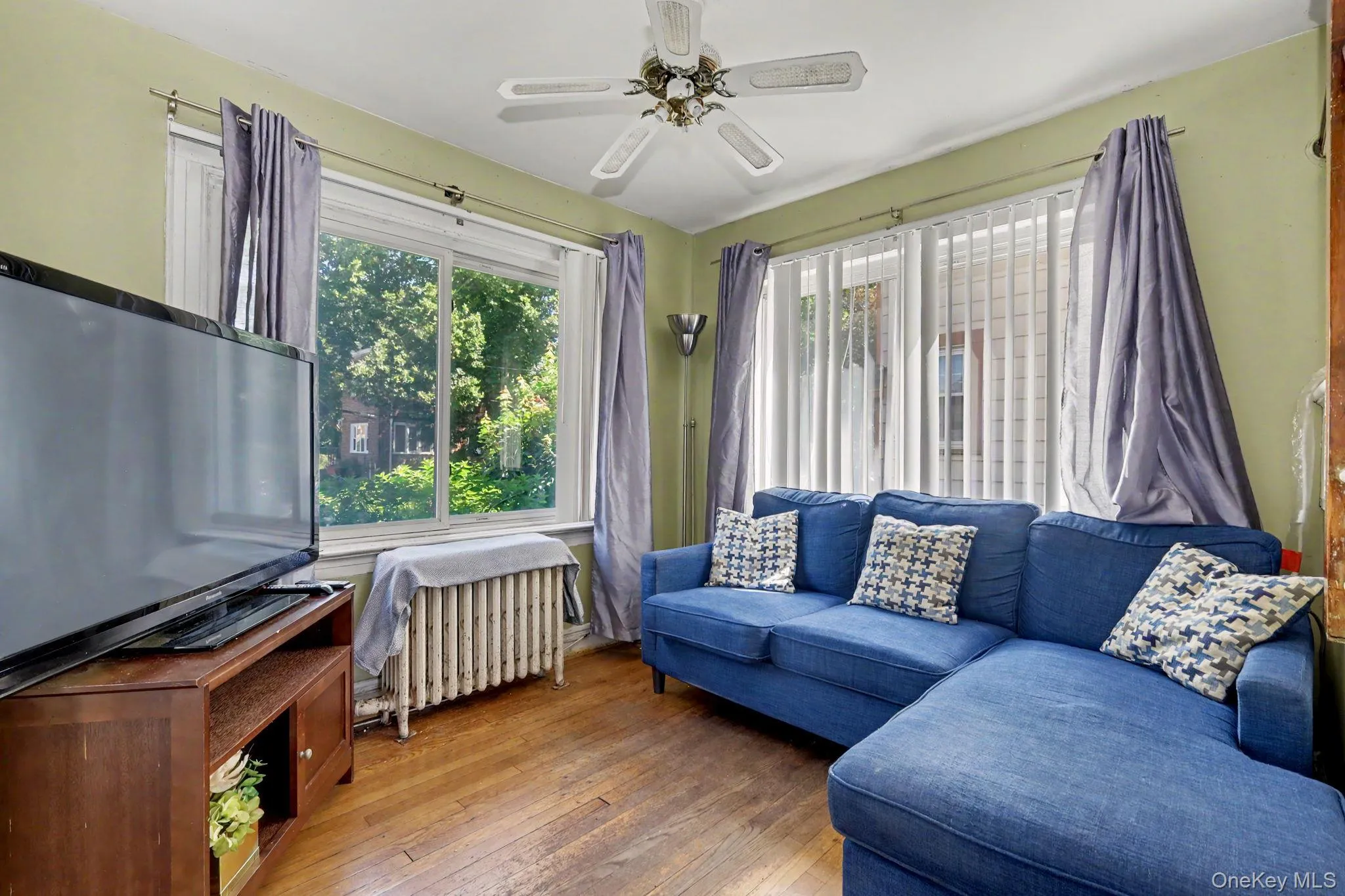26 Elliot Street, Mount Vernon, NY, 3 Bedrooms Bedrooms, 12 Rooms Rooms,1 BathroomBathrooms,Residential,For Rent,Elliot,0,1040296 26 Elliot Street, Mount Vernon, NY, 3 Bedrooms Bedrooms, 12 Rooms Rooms,1 BathroomBathrooms,Residential,For Rent,Elliot,0,1040296