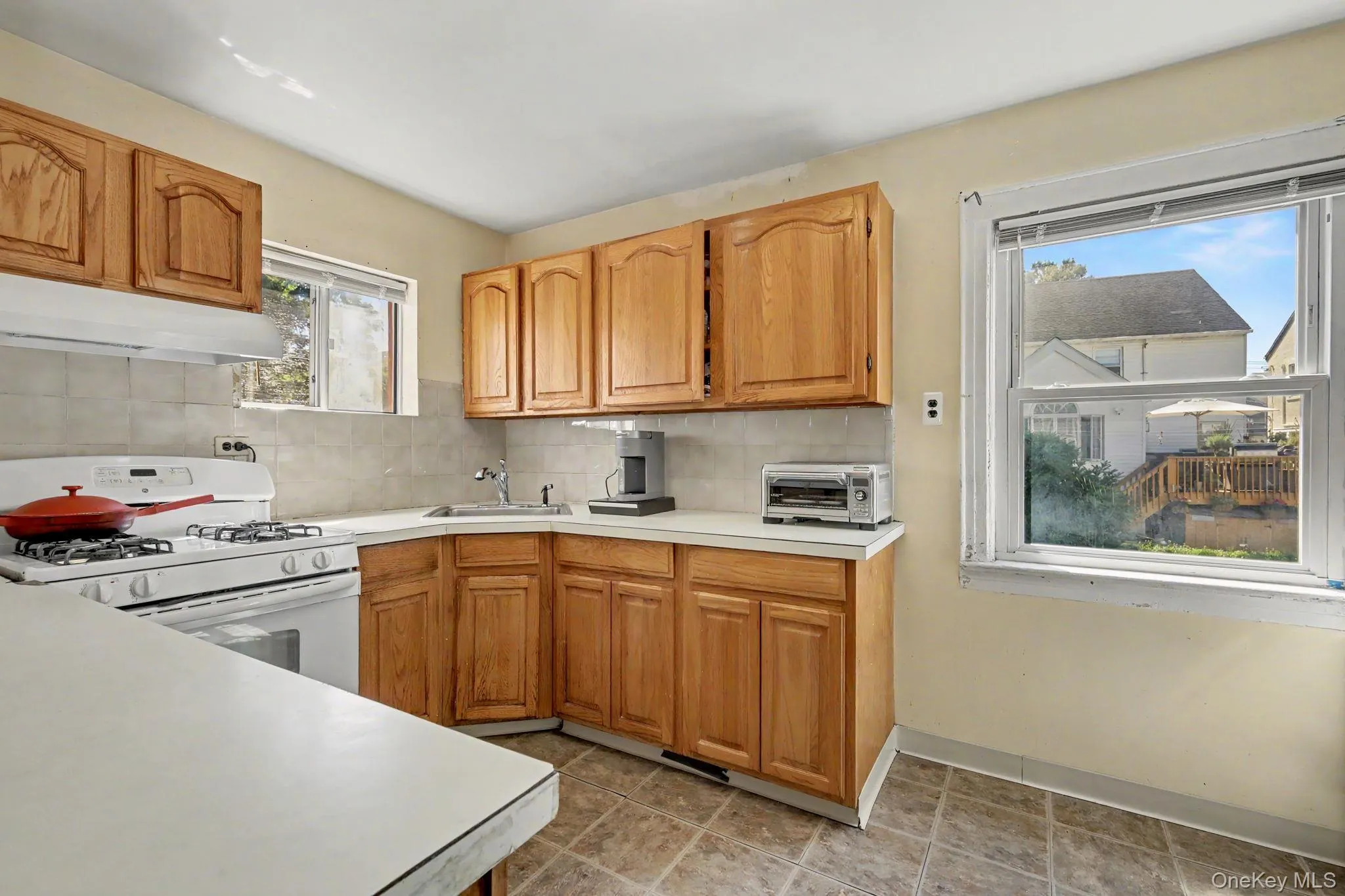 26 Elliot Street, Mount Vernon, NY, 3 Bedrooms Bedrooms, 12 Rooms Rooms,1 BathroomBathrooms,Residential,For Rent,Elliot,0,1040296 26 Elliot Street, Mount Vernon, NY, 3 Bedrooms Bedrooms, 12 Rooms Rooms,1 BathroomBathrooms,Residential,For Rent,Elliot,0,1040296