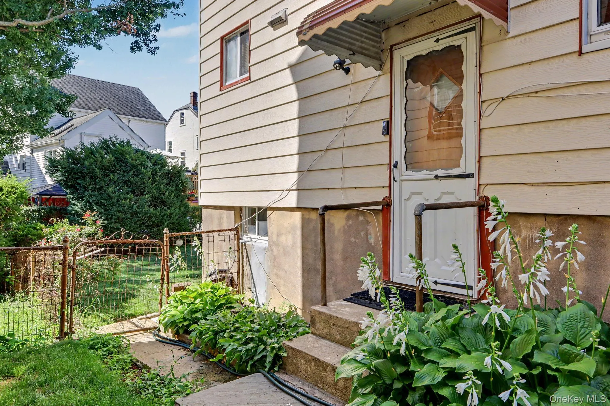 26 Elliot Street, Mount Vernon, NY, 3 Bedrooms Bedrooms, 12 Rooms Rooms,1 BathroomBathrooms,Residential,For Rent,Elliot,0,1040296 26 Elliot Street, Mount Vernon, NY, 3 Bedrooms Bedrooms, 12 Rooms Rooms,1 BathroomBathrooms,Residential,For Rent,Elliot,0,1040296