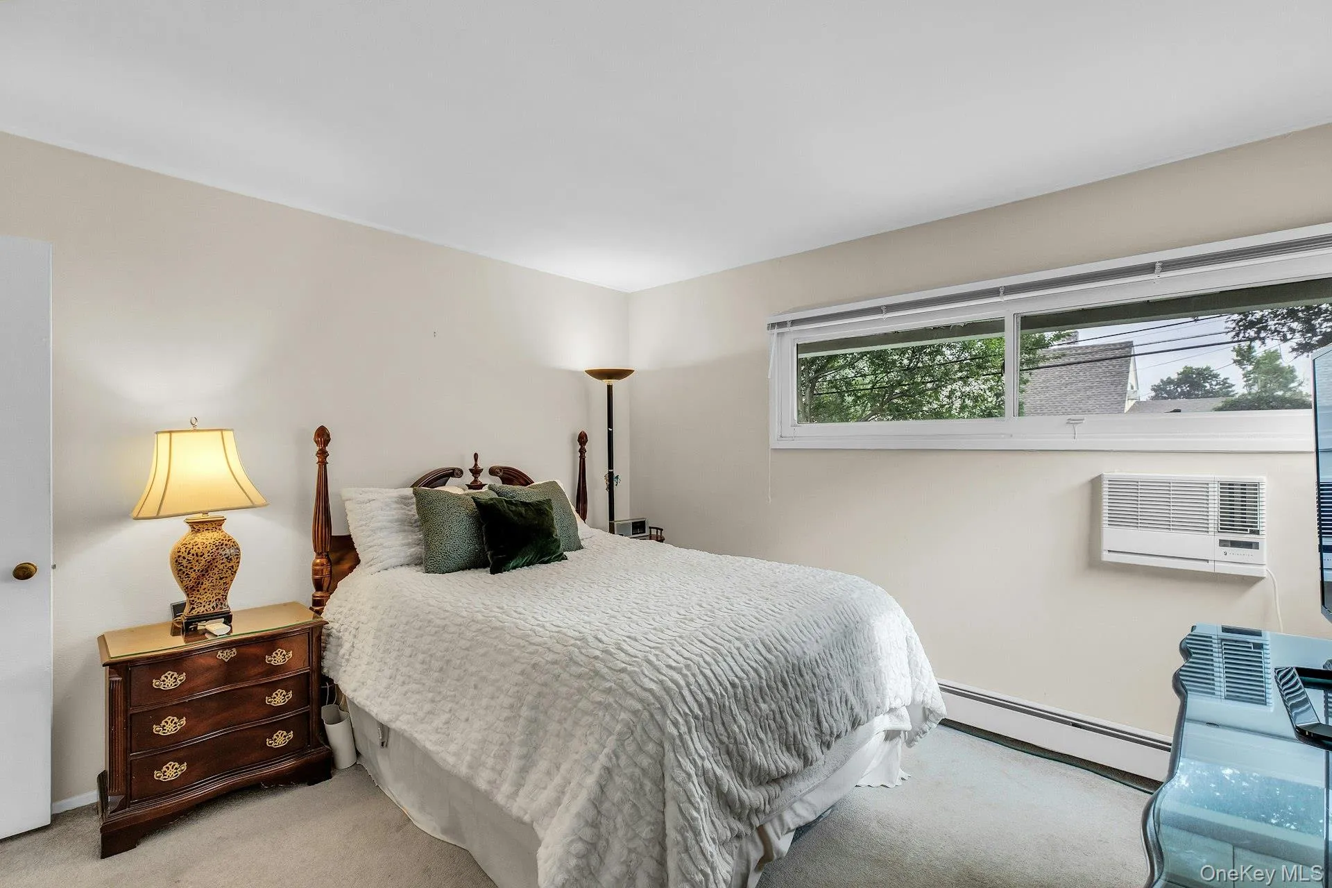 42 Dock Lane, Hempstead, NY, 4 Bedrooms Bedrooms, 7 Rooms Rooms,2 BathroomsBathrooms,Residential,For Rent,Dock,0,1040298 42 Dock Lane, Hempstead, NY, 4 Bedrooms Bedrooms, 7 Rooms Rooms,2 BathroomsBathrooms,Residential,For Rent,Dock,0,1040298