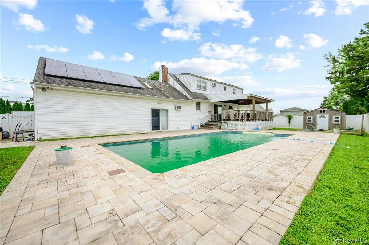 694 Pease Lane, Islip, NY, 5 Bedrooms Bedrooms, 8 Rooms Rooms,2 BathroomsBathrooms,Residential,For Rent,Pease,0,1040300 694 Pease Lane, Islip, NY, 5 Bedrooms Bedrooms, 8 Rooms Rooms,2 BathroomsBathrooms,Residential,For Rent,Pease,0,1040300