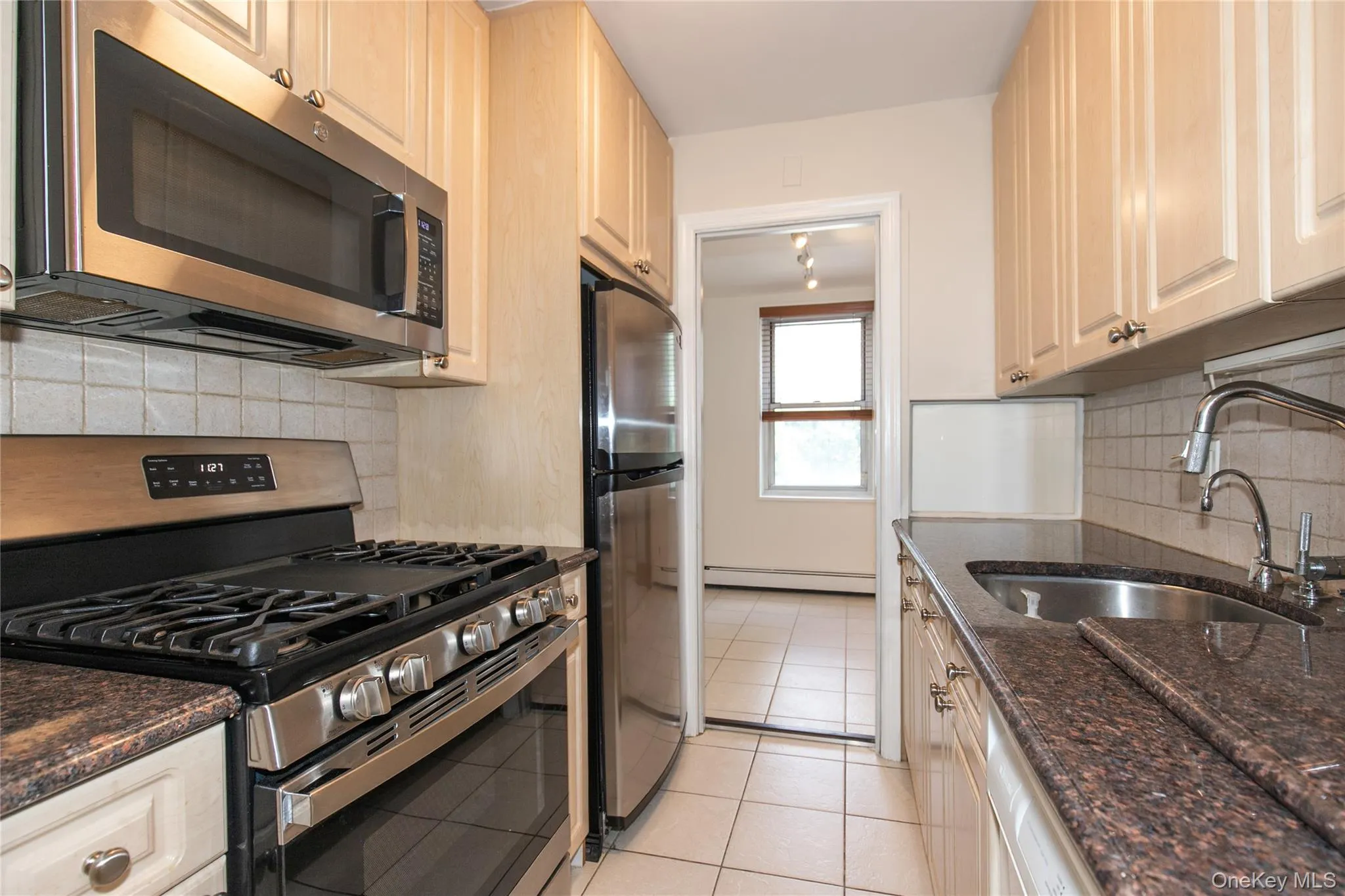 185 Middle Neck, North Hempstead, NY, 1 Bedroom Bedrooms, 4 Rooms Rooms,1 BathroomBathrooms,Residential,For Rent,Middle Neck,0,1040303 185 Middle Neck, North Hempstead, NY, 1 Bedroom Bedrooms, 4 Rooms Rooms,1 BathroomBathrooms,Residential,For Rent,Middle Neck,0,1040303