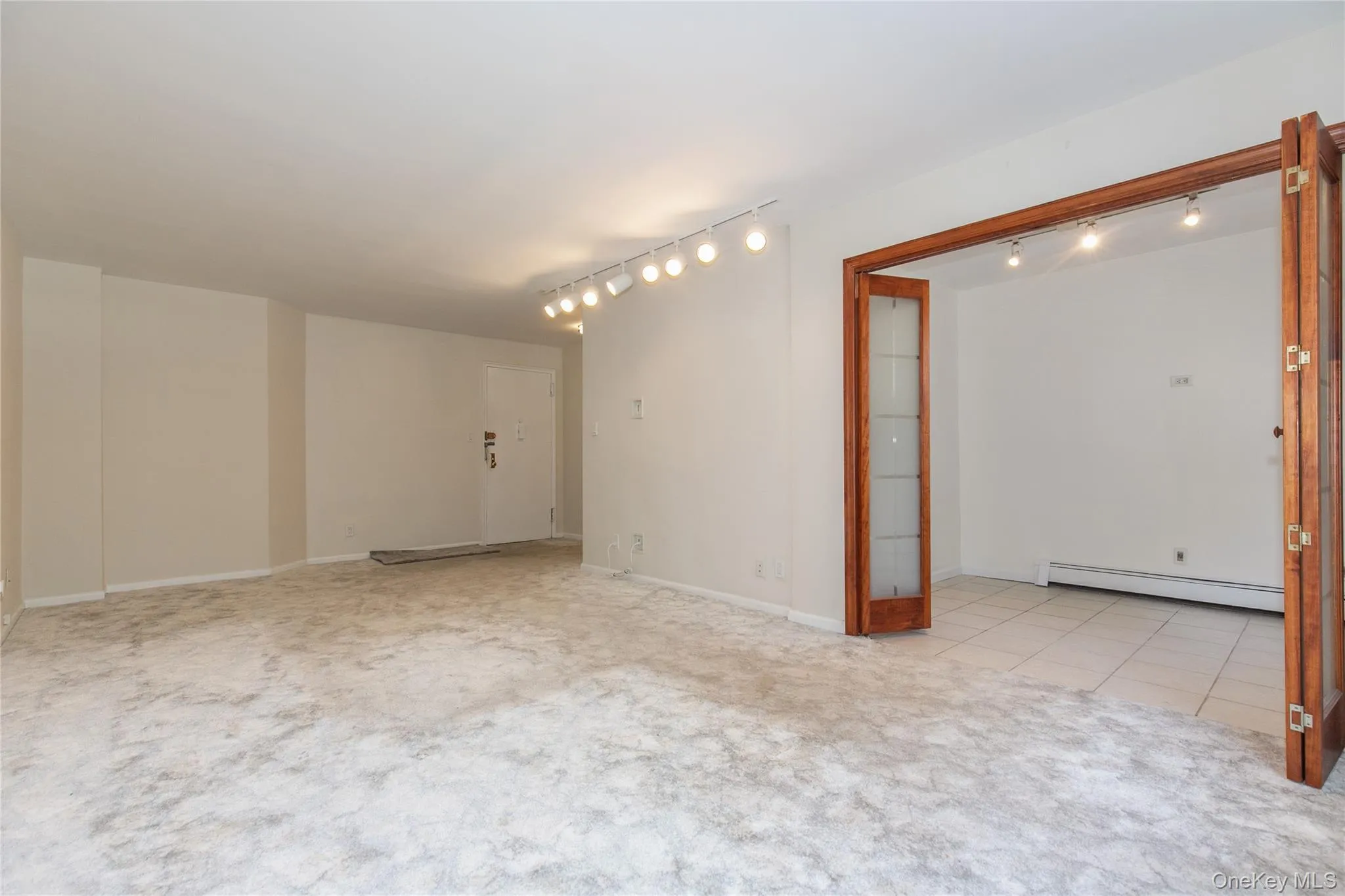 185 Middle Neck, North Hempstead, NY, 1 Bedroom Bedrooms, 4 Rooms Rooms,1 BathroomBathrooms,Residential,For Rent,Middle Neck,0,1040303 185 Middle Neck, North Hempstead, NY, 1 Bedroom Bedrooms, 4 Rooms Rooms,1 BathroomBathrooms,Residential,For Rent,Middle Neck,0,1040303