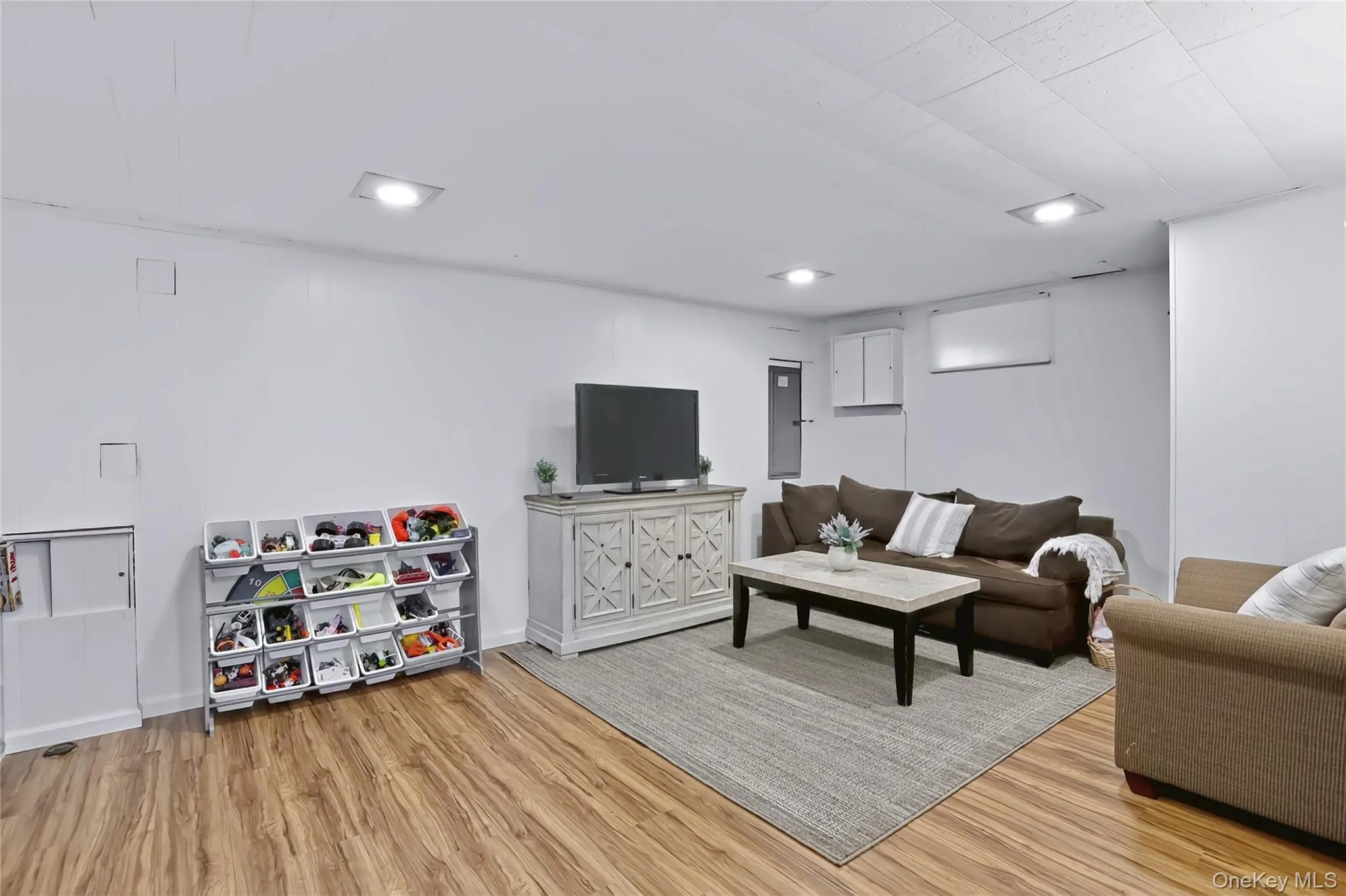 11 Crestwood Drive, Ramapo, NY, 3 Bedrooms Bedrooms, 8 Rooms Rooms,1 BathroomBathrooms,Residential,For Rent,Crestwood,0,1040306 11 Crestwood Drive, Ramapo, NY, 3 Bedrooms Bedrooms, 8 Rooms Rooms,1 BathroomBathrooms,Residential,For Rent,Crestwood,0,1040306