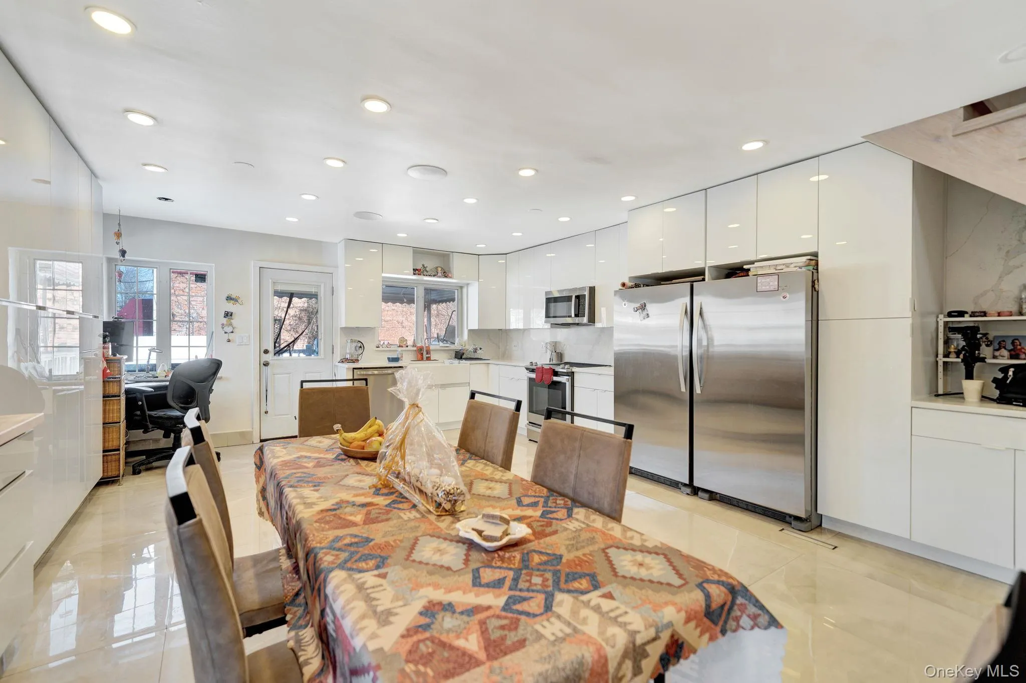 1701 Burnett Street, New York, NY, 3 Bedrooms Bedrooms, 4 Rooms Rooms,2 BathroomsBathrooms,Residential Lease,For Rent,Burnett,0,1040308 1701 Burnett Street, New York, NY, 3 Bedrooms Bedrooms, 4 Rooms Rooms,2 BathroomsBathrooms,Residential Lease,For Rent,Burnett,0,1040308