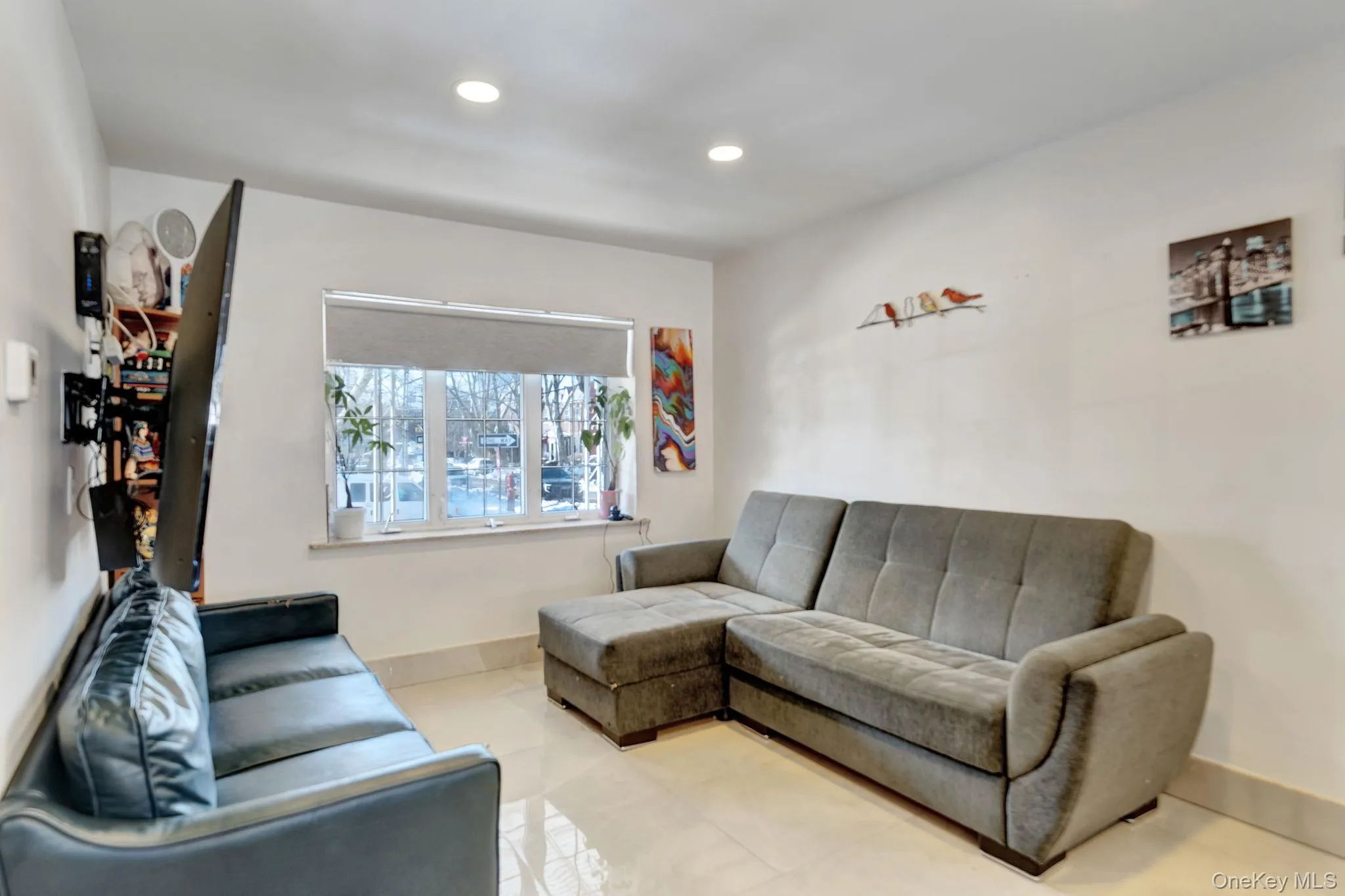 1701 Burnett Street, New York, NY, 3 Bedrooms Bedrooms, 4 Rooms Rooms,2 BathroomsBathrooms,Residential Lease,For Rent,Burnett,0,1040308 1701 Burnett Street, New York, NY, 3 Bedrooms Bedrooms, 4 Rooms Rooms,2 BathroomsBathrooms,Residential Lease,For Rent,Burnett,0,1040308