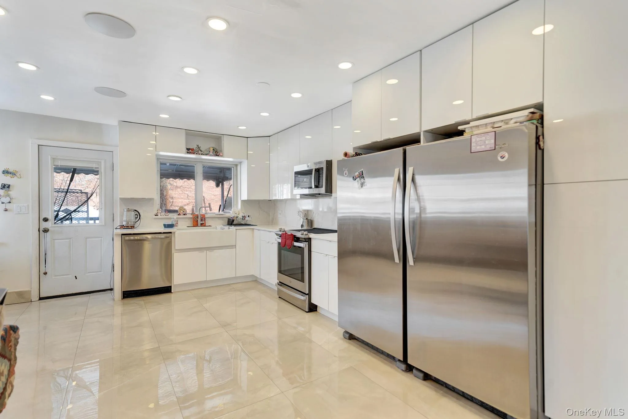 1701 Burnett Street, New York, NY, 3 Bedrooms Bedrooms, 4 Rooms Rooms,2 BathroomsBathrooms,Residential Lease,For Rent,Burnett,0,1040308 1701 Burnett Street, New York, NY, 3 Bedrooms Bedrooms, 4 Rooms Rooms,2 BathroomsBathrooms,Residential Lease,For Rent,Burnett,0,1040308