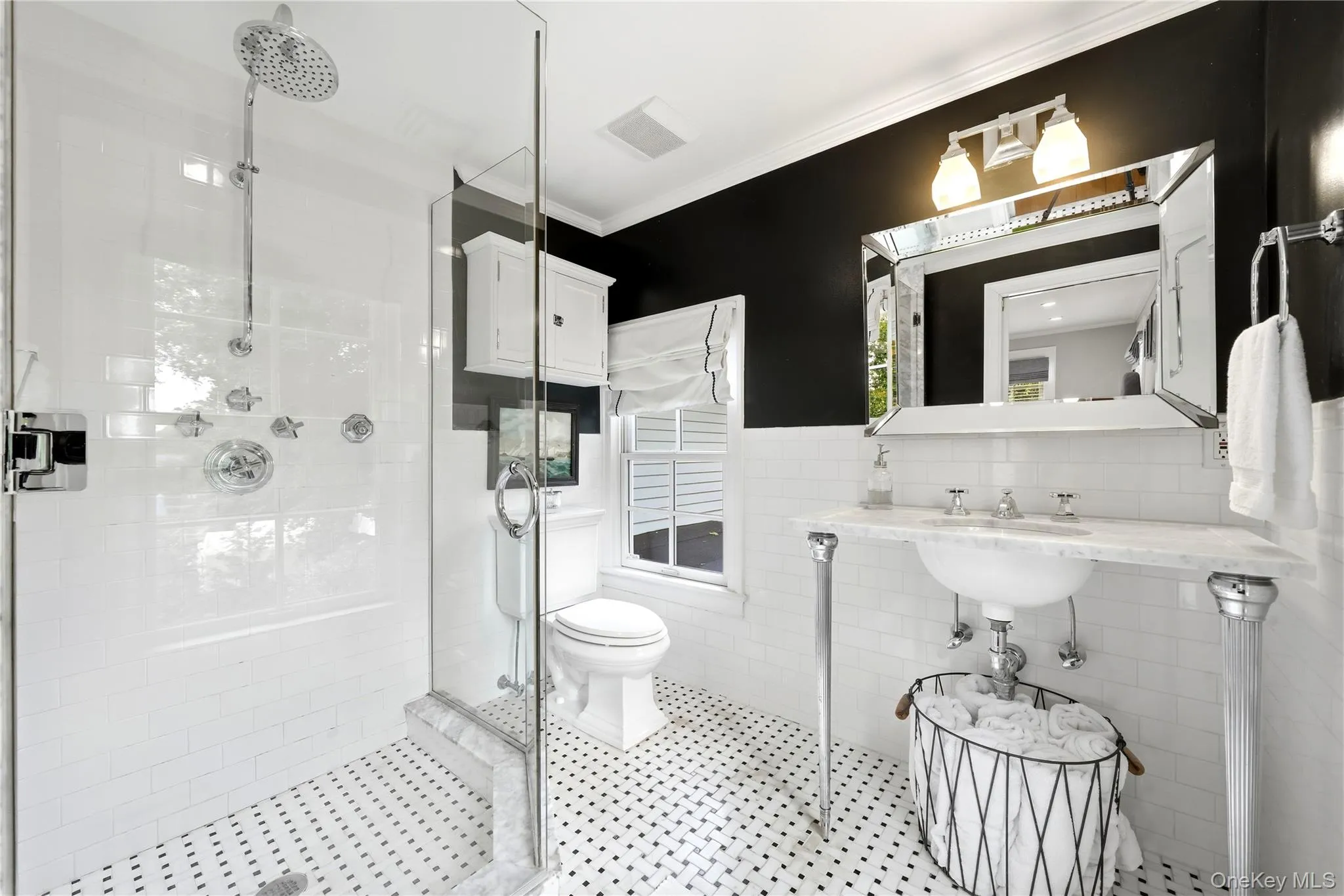 129 Bayview Avenue, Babylon, NY, 3 Bedrooms Bedrooms, 10 Rooms Rooms,2 BathroomsBathrooms,Residential,For Rent,Bayview,0,1040311 129 Bayview Avenue, Babylon, NY, 3 Bedrooms Bedrooms, 10 Rooms Rooms,2 BathroomsBathrooms,Residential,For Rent,Bayview,0,1040311