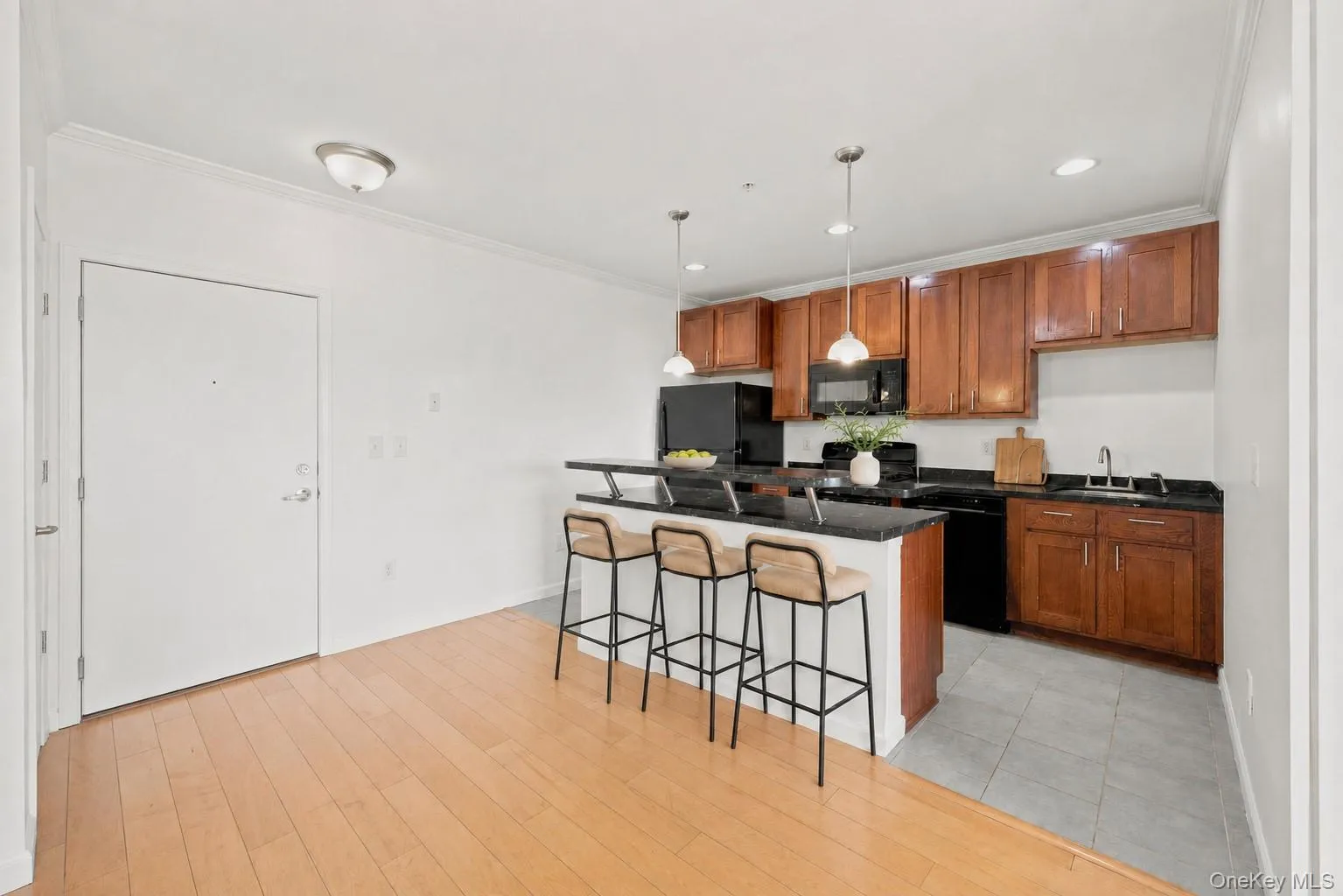479 Front Street, Hempstead, NY, 1 Bedroom Bedrooms, 3 Rooms Rooms,1 BathroomBathrooms,Residential Lease,For Rent,Front,0,1040313 479 Front Street, Hempstead, NY, 1 Bedroom Bedrooms, 3 Rooms Rooms,1 BathroomBathrooms,Residential Lease,For Rent,Front,0,1040313