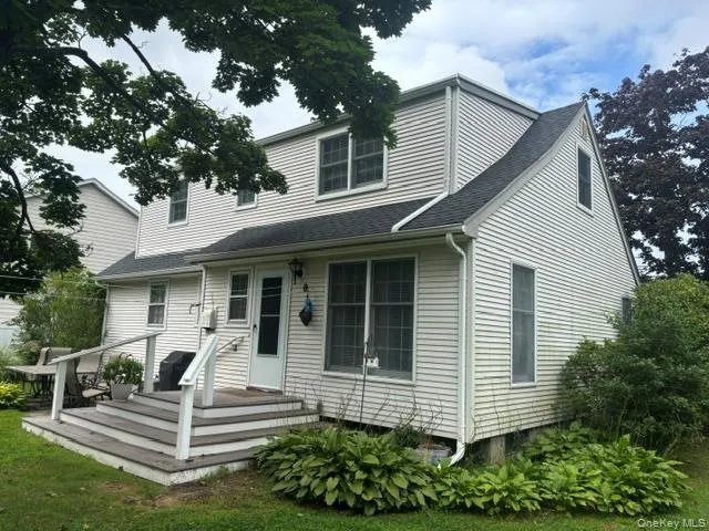 363 3rd Avenue, Islip, NY, 4 Bedrooms Bedrooms, 6 Rooms Rooms,2 BathroomsBathrooms,Residential,For Rent,3rd,0,1040315 363 3rd Avenue, Islip, NY, 4 Bedrooms Bedrooms, 6 Rooms Rooms,2 BathroomsBathrooms,Residential,For Rent,3rd,0,1040315