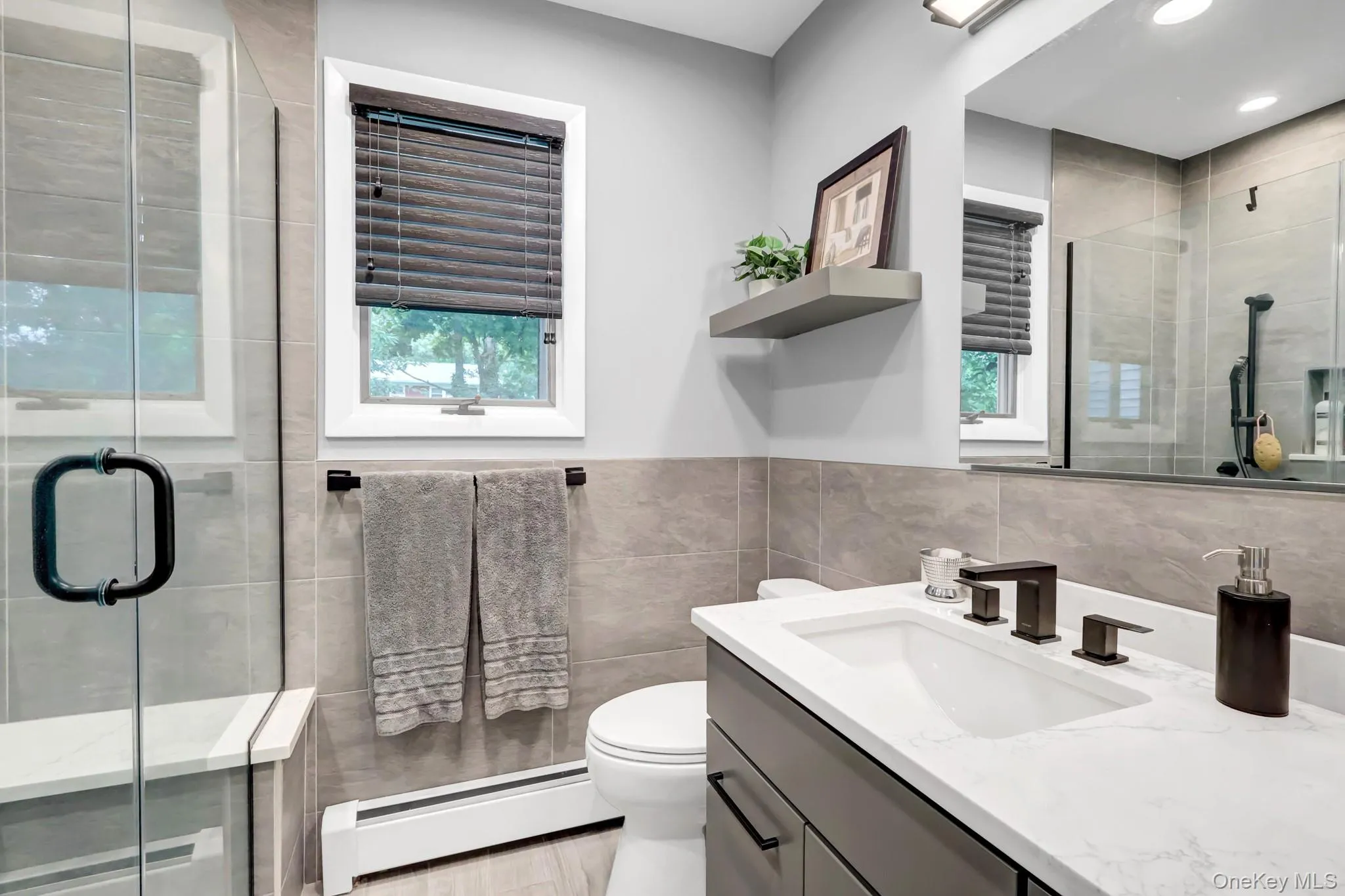 61 Gridley Street, Islip, NY, 3 Bedrooms Bedrooms, 7 Rooms Rooms,1 BathroomBathrooms,Residential,For Rent,Gridley,0,1040321 61 Gridley Street, Islip, NY, 3 Bedrooms Bedrooms, 7 Rooms Rooms,1 BathroomBathrooms,Residential,For Rent,Gridley,0,1040321