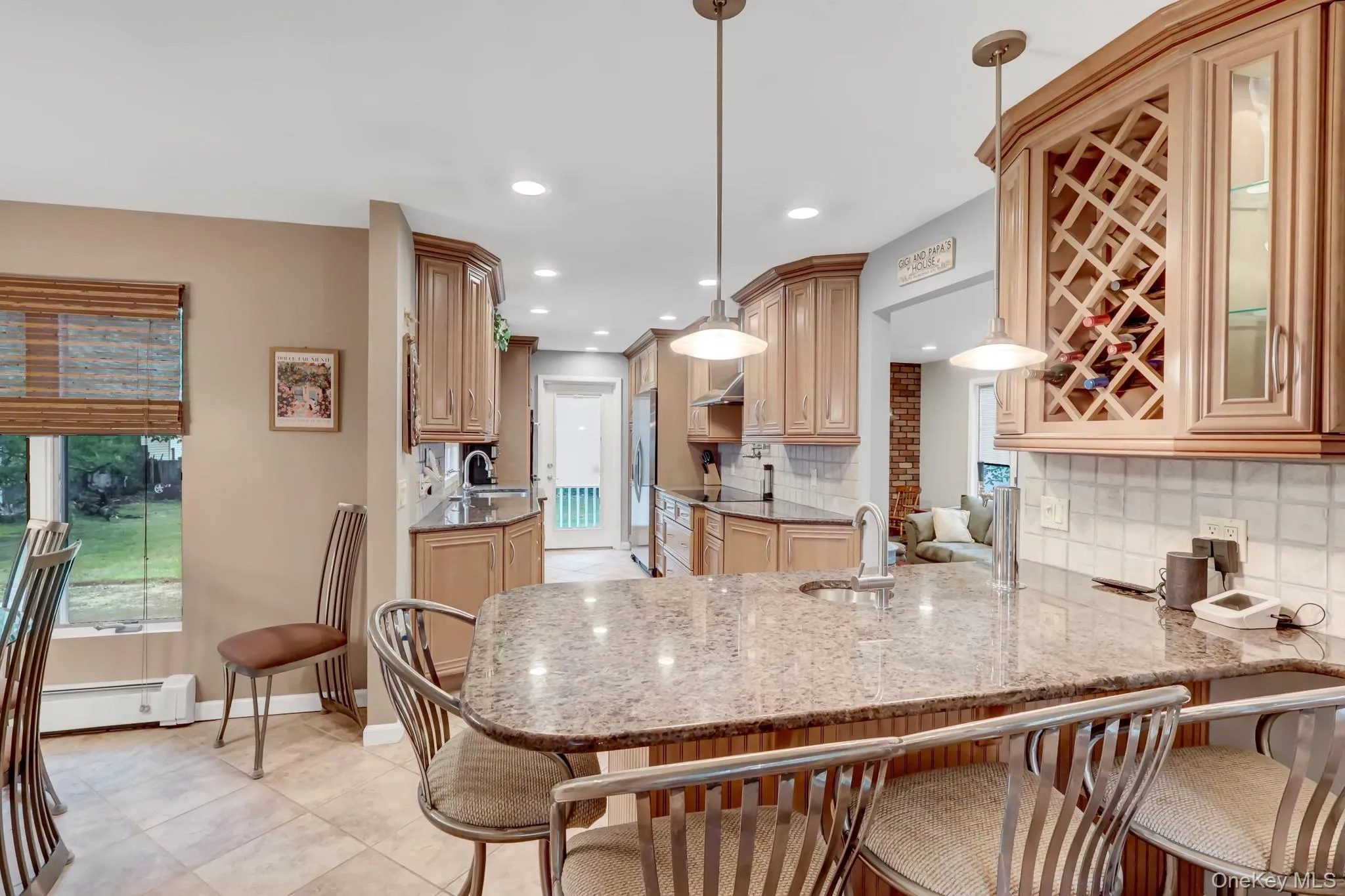 61 Gridley Street, Islip, NY, 3 Bedrooms Bedrooms, 7 Rooms Rooms,1 BathroomBathrooms,Residential,For Rent,Gridley,0,1040321 61 Gridley Street, Islip, NY, 3 Bedrooms Bedrooms, 7 Rooms Rooms,1 BathroomBathrooms,Residential,For Rent,Gridley,0,1040321