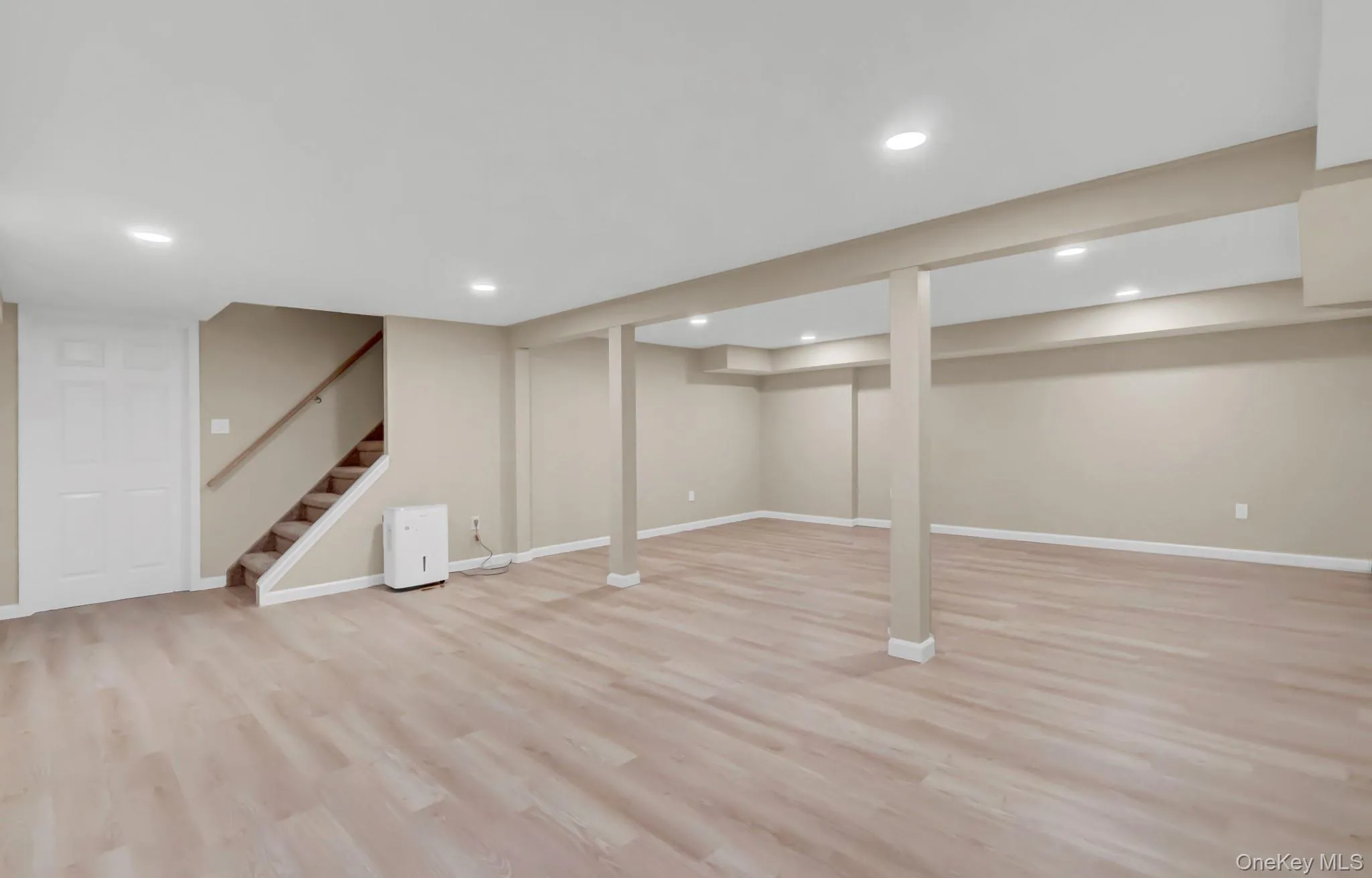 61 Gridley Street, Islip, NY, 3 Bedrooms Bedrooms, 7 Rooms Rooms,1 BathroomBathrooms,Residential,For Rent,Gridley,0,1040321 61 Gridley Street, Islip, NY, 3 Bedrooms Bedrooms, 7 Rooms Rooms,1 BathroomBathrooms,Residential,For Rent,Gridley,0,1040321
