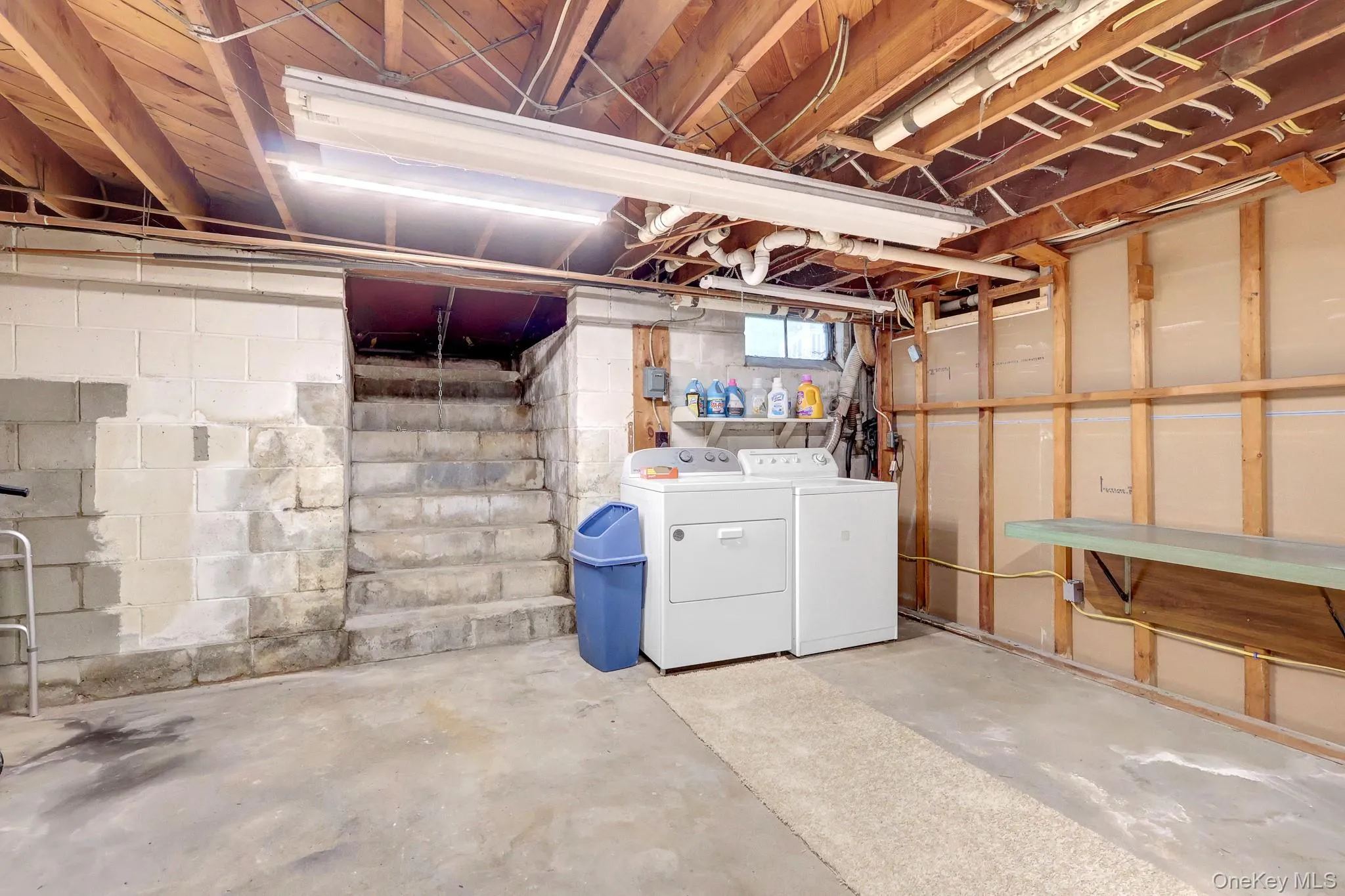 61 Gridley Street, Islip, NY, 3 Bedrooms Bedrooms, 7 Rooms Rooms,1 BathroomBathrooms,Residential,For Rent,Gridley,0,1040321 61 Gridley Street, Islip, NY, 3 Bedrooms Bedrooms, 7 Rooms Rooms,1 BathroomBathrooms,Residential,For Rent,Gridley,0,1040321