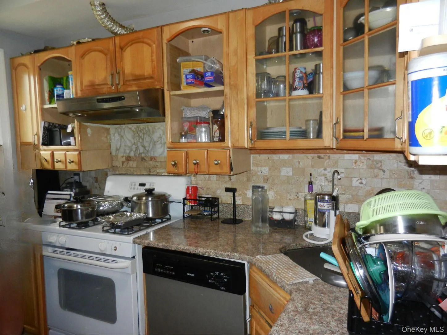 17220 111th Avenue, New York, NY, 3 Bedrooms Bedrooms, 8 Rooms Rooms,2 BathroomsBathrooms,Residential,For Rent,111th,0,1040323 17220 111th Avenue, New York, NY, 3 Bedrooms Bedrooms, 8 Rooms Rooms,2 BathroomsBathrooms,Residential,For Rent,111th,0,1040323