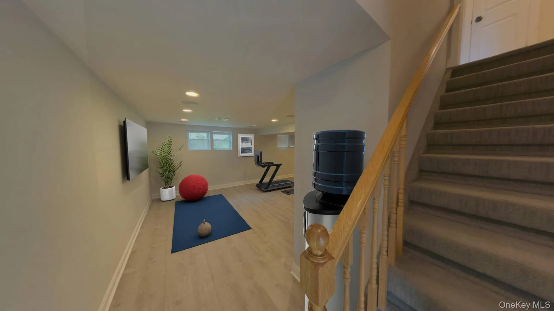 Lower level bonus room. Lower level bonus room.
