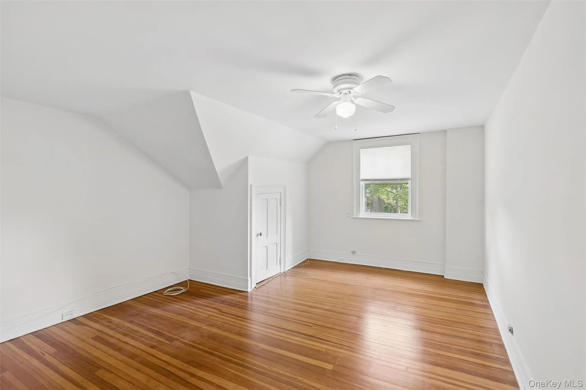 208A Wheatley Road, Oyster Bay, NY, 3 Bedrooms Bedrooms, 6 Rooms Rooms,1 BathroomBathrooms,Residential Lease,For Rent,Wheatley,0,1040325 208A Wheatley Road, Oyster Bay, NY, 3 Bedrooms Bedrooms, 6 Rooms Rooms,1 BathroomBathrooms,Residential Lease,For Rent,Wheatley,0,1040325