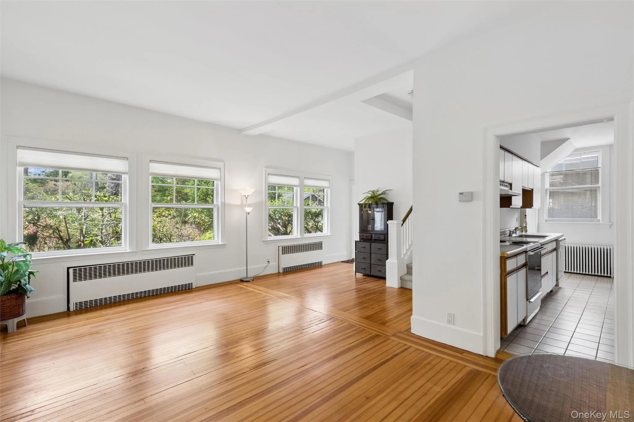 208A Wheatley Road, Oyster Bay, NY, 3 Bedrooms Bedrooms, 6 Rooms Rooms,1 BathroomBathrooms,Residential Lease,For Rent,Wheatley,0,1040325 208A Wheatley Road, Oyster Bay, NY, 3 Bedrooms Bedrooms, 6 Rooms Rooms,1 BathroomBathrooms,Residential Lease,For Rent,Wheatley,0,1040325