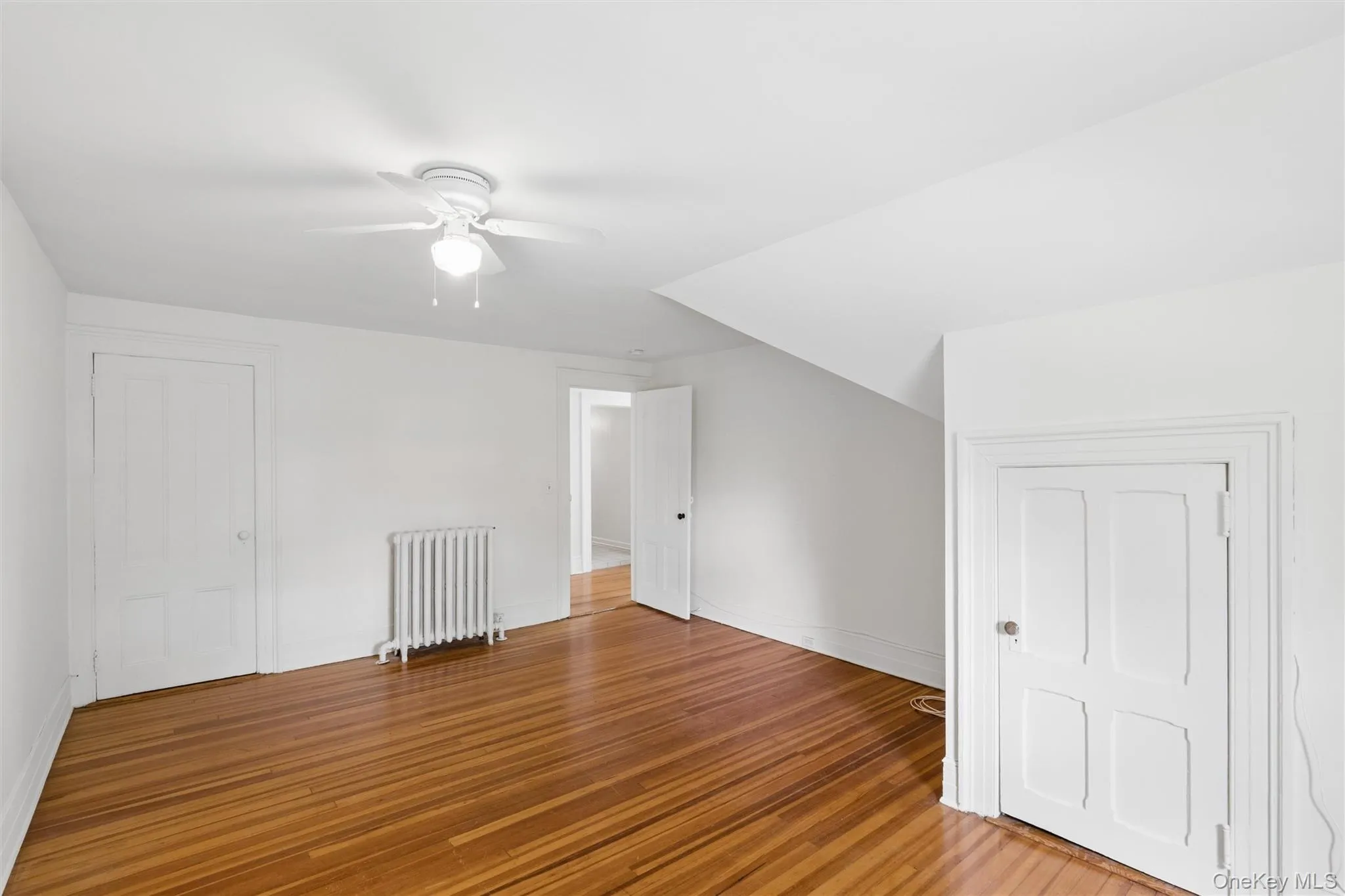 208A Wheatley Road, Oyster Bay, NY, 3 Bedrooms Bedrooms, 6 Rooms Rooms,1 BathroomBathrooms,Residential Lease,For Rent,Wheatley,0,1040325 208A Wheatley Road, Oyster Bay, NY, 3 Bedrooms Bedrooms, 6 Rooms Rooms,1 BathroomBathrooms,Residential Lease,For Rent,Wheatley,0,1040325