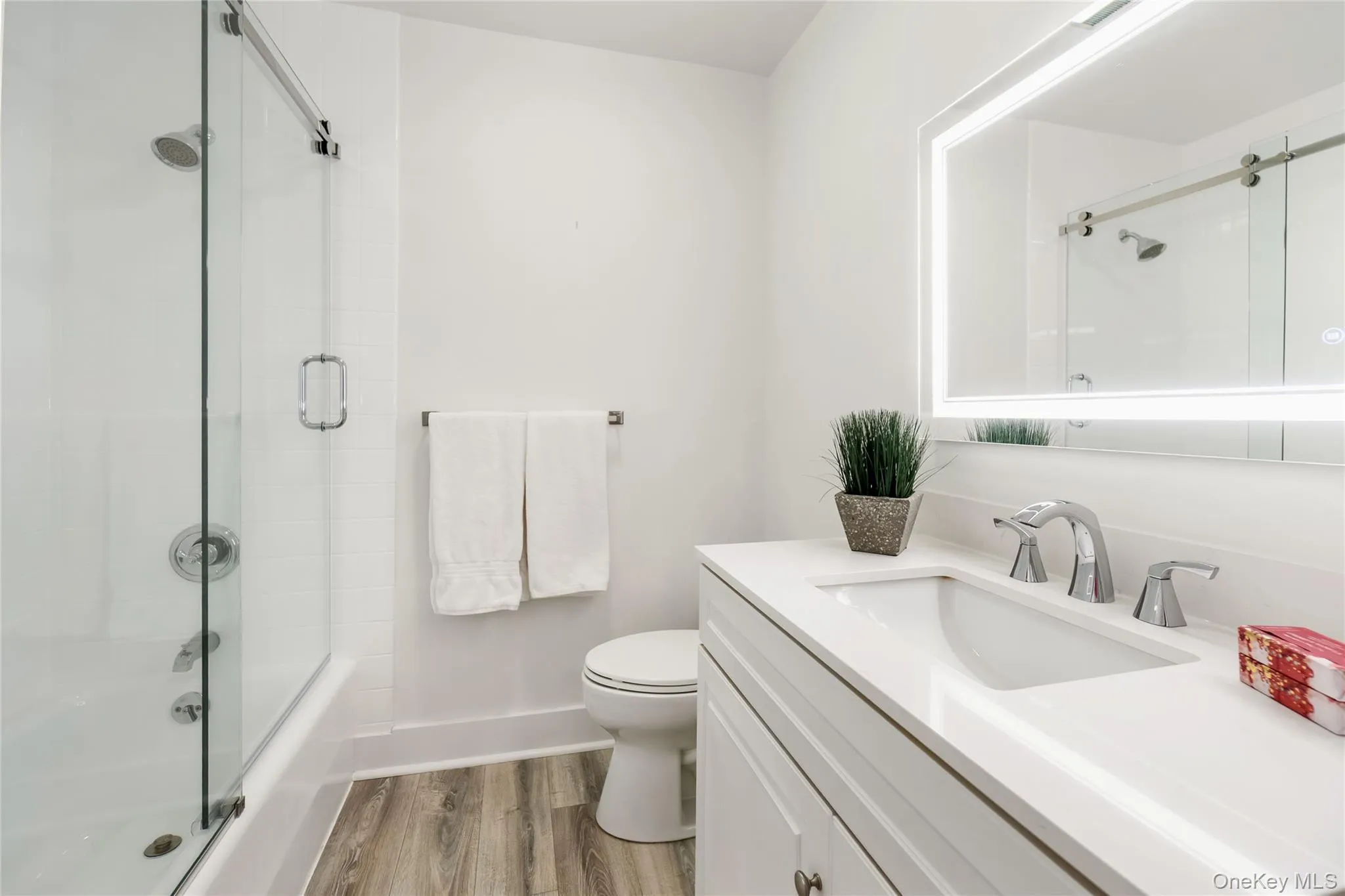 61 Center Drive, Greenwich, CT, 5 Bedrooms Bedrooms, 9 Rooms Rooms,3 BathroomsBathrooms,Residential,For Rent,Center,0,1040328 61 Center Drive, Greenwich, CT, 5 Bedrooms Bedrooms, 9 Rooms Rooms,3 BathroomsBathrooms,Residential,For Rent,Center,0,1040328