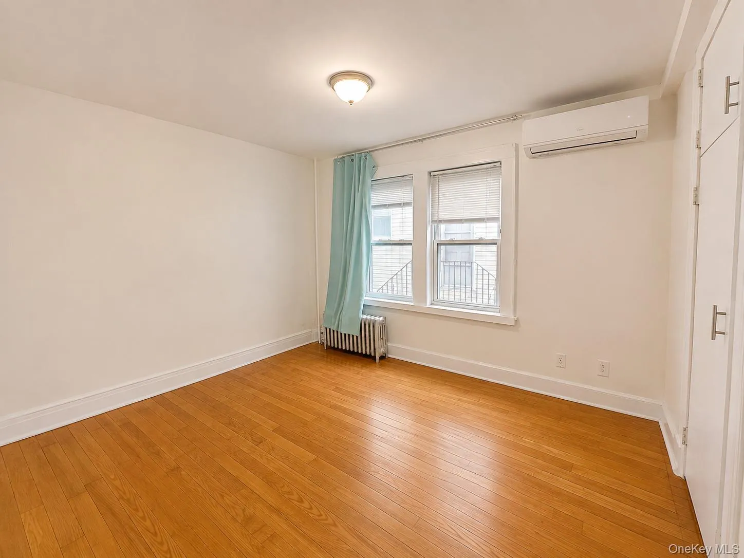 77-18 169th Street, New York, NY, 2 Bedrooms Bedrooms, 5 Rooms Rooms,1 BathroomBathrooms,Residential Lease,For Rent,169th,0,1040331 77-18 169th Street, New York, NY, 2 Bedrooms Bedrooms, 5 Rooms Rooms,1 BathroomBathrooms,Residential Lease,For Rent,169th,0,1040331