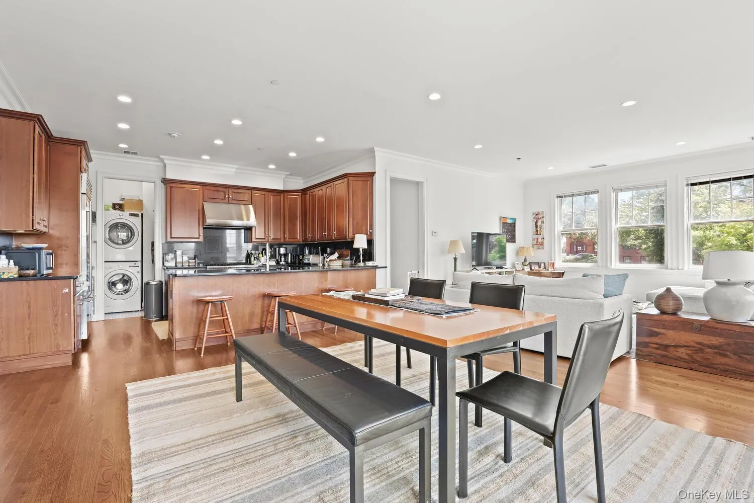 12 Astor Street, Greenburgh, NY, 3 Bedrooms Bedrooms, 8 Rooms Rooms,3 BathroomsBathrooms,Residential Lease,For Rent,Astor,0,1040334 12 Astor Street, Greenburgh, NY, 3 Bedrooms Bedrooms, 8 Rooms Rooms,3 BathroomsBathrooms,Residential Lease,For Rent,Astor,0,1040334
