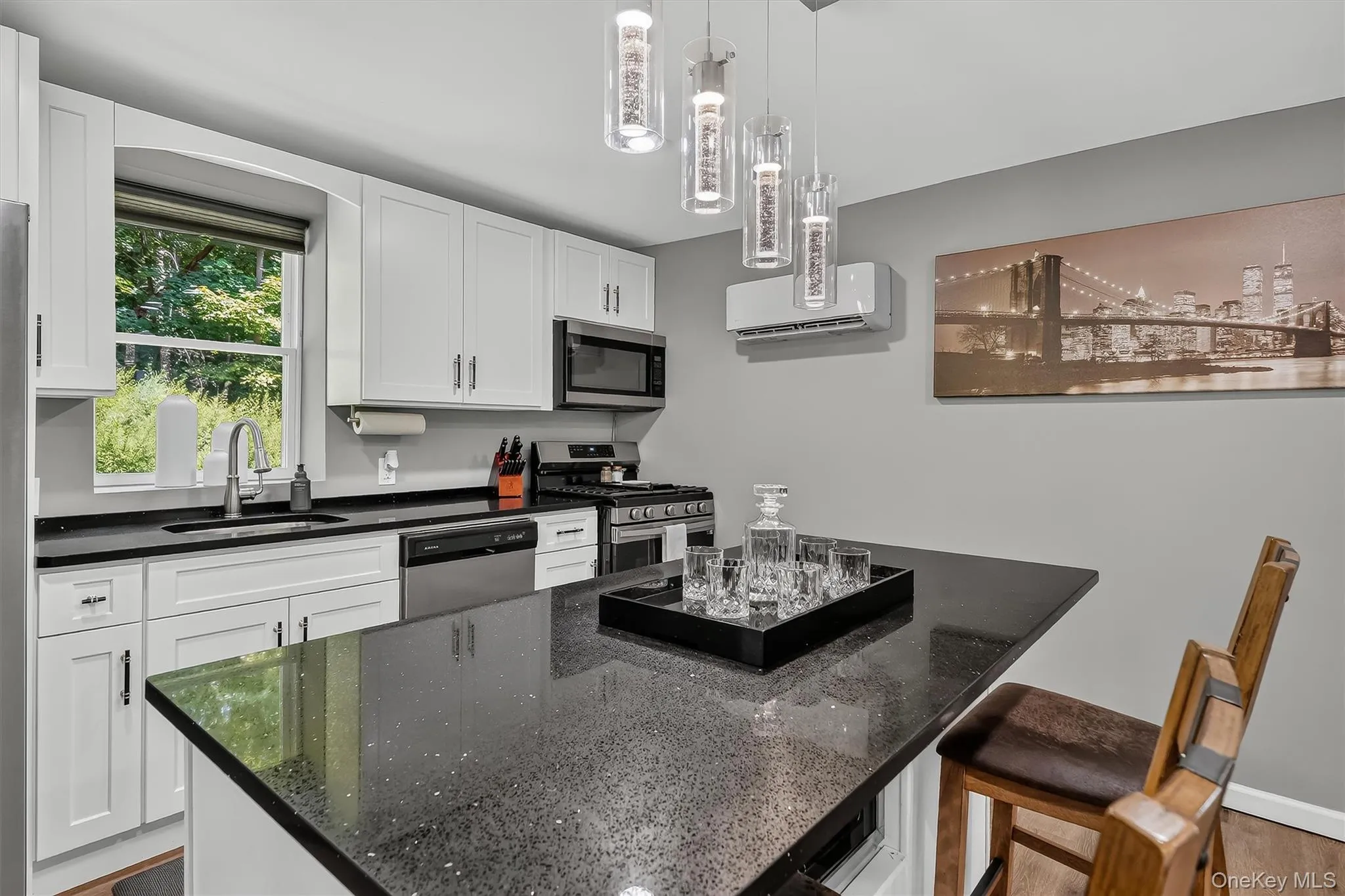 1103 Route 17, Tuxedo, NY, 3 Bedrooms Bedrooms, 5 Rooms Rooms,2 BathroomsBathrooms,Residential,For Rent,Route 17,0,1040338 1103 Route 17, Tuxedo, NY, 3 Bedrooms Bedrooms, 5 Rooms Rooms,2 BathroomsBathrooms,Residential,For Rent,Route 17,0,1040338