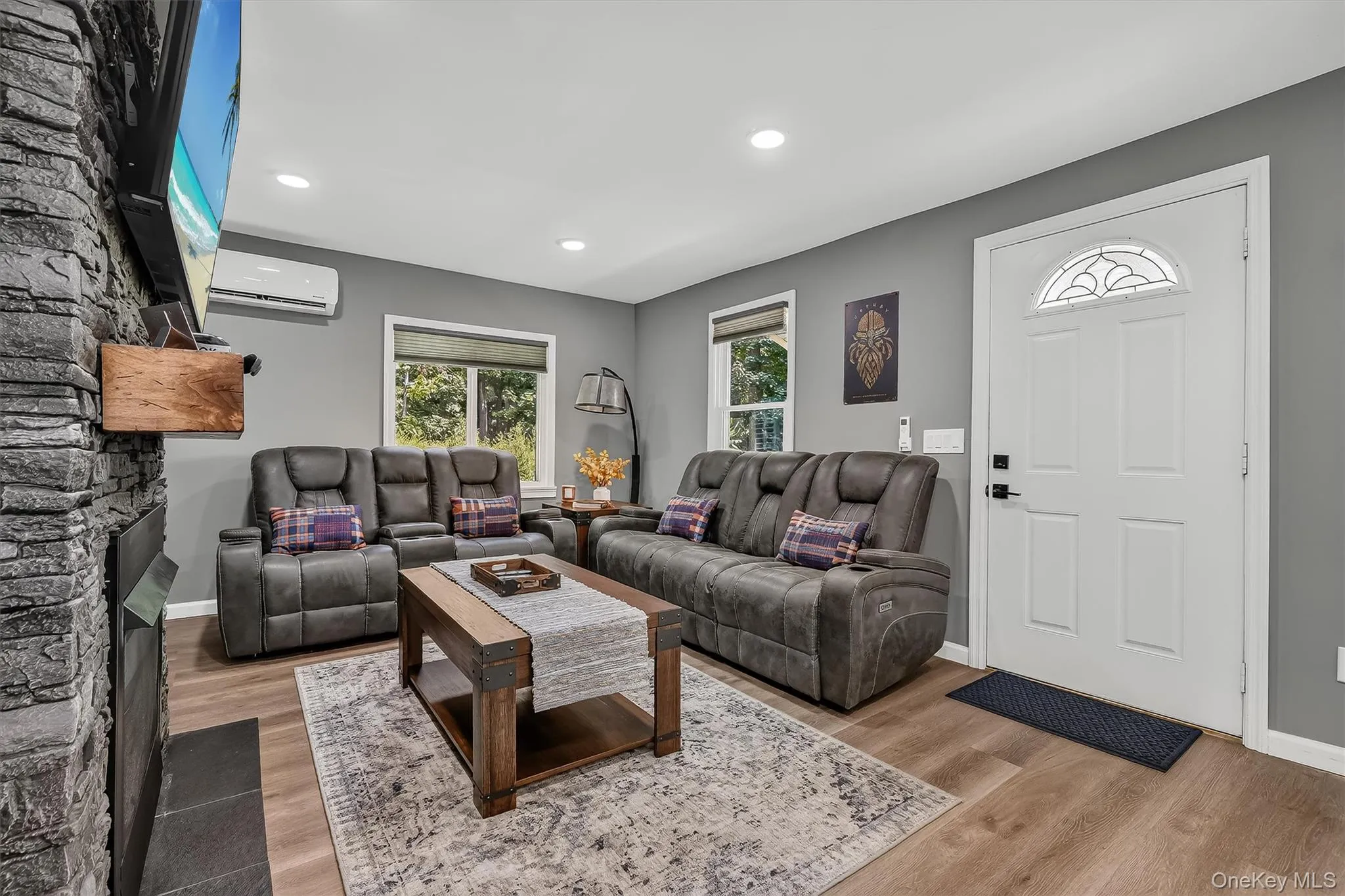 1103 Route 17, Tuxedo, NY, 3 Bedrooms Bedrooms, 5 Rooms Rooms,2 BathroomsBathrooms,Residential,For Rent,Route 17,0,1040338 1103 Route 17, Tuxedo, NY, 3 Bedrooms Bedrooms, 5 Rooms Rooms,2 BathroomsBathrooms,Residential,For Rent,Route 17,0,1040338