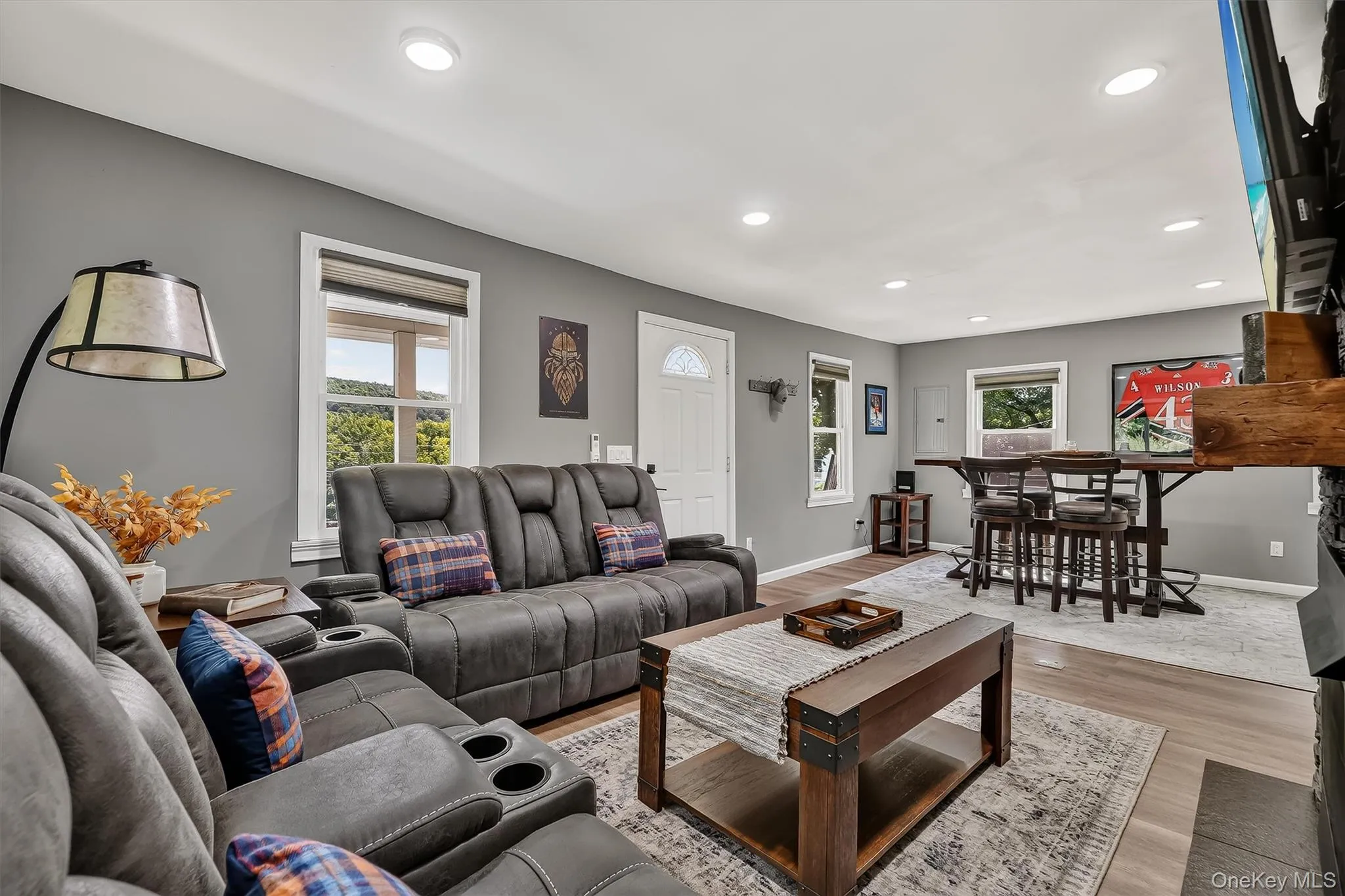 1103 Route 17, Tuxedo, NY, 3 Bedrooms Bedrooms, 5 Rooms Rooms,2 BathroomsBathrooms,Residential,For Rent,Route 17,0,1040338 1103 Route 17, Tuxedo, NY, 3 Bedrooms Bedrooms, 5 Rooms Rooms,2 BathroomsBathrooms,Residential,For Rent,Route 17,0,1040338