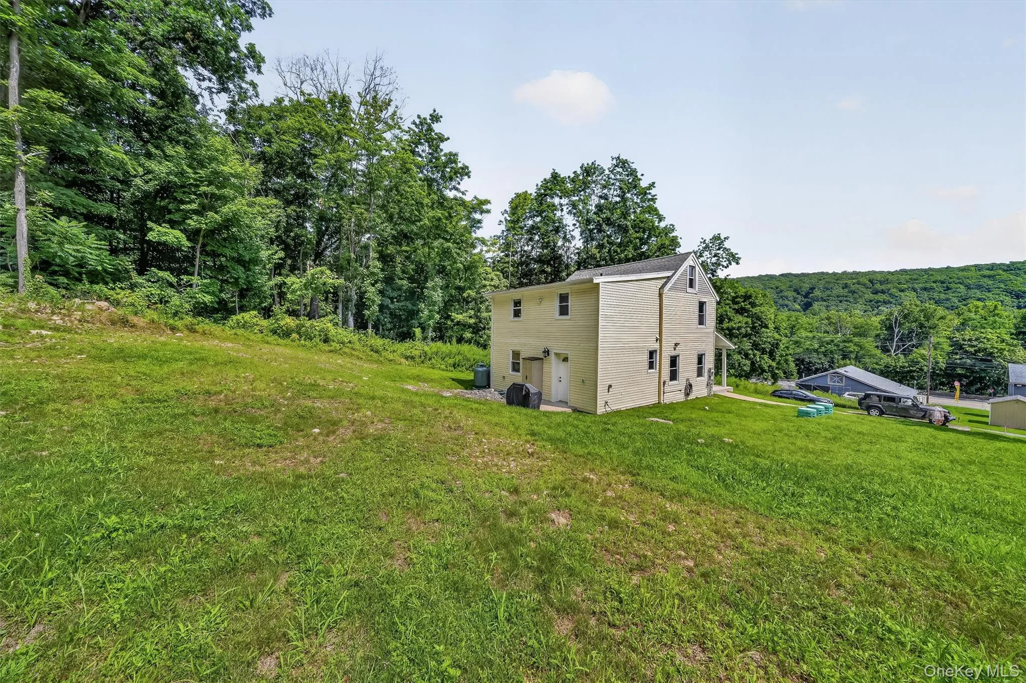 1103 Route 17, Tuxedo, NY, 3 Bedrooms Bedrooms, 5 Rooms Rooms,2 BathroomsBathrooms,Residential,For Rent,Route 17,0,1040338 1103 Route 17, Tuxedo, NY, 3 Bedrooms Bedrooms, 5 Rooms Rooms,2 BathroomsBathrooms,Residential,For Rent,Route 17,0,1040338