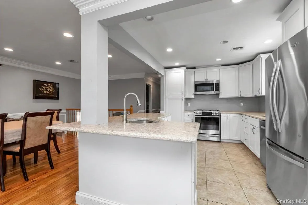647 Jarvis Avenue, New York, NY, 4 Bedrooms Bedrooms, 10 Rooms Rooms,3 BathroomsBathrooms,Residential,For Rent,Jarvis,0,1040340 647 Jarvis Avenue, New York, NY, 4 Bedrooms Bedrooms, 10 Rooms Rooms,3 BathroomsBathrooms,Residential,For Rent,Jarvis,0,1040340