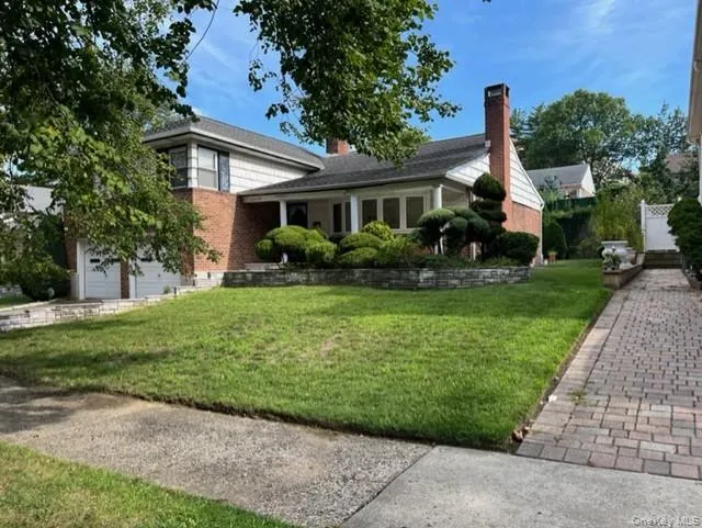 222-44 garland Drive, New York, NY, 3 Bedrooms Bedrooms, 7 Rooms Rooms,3 BathroomsBathrooms,Residential,For Rent,garland,0,1040344 222-44 garland Drive, New York, NY, 3 Bedrooms Bedrooms, 7 Rooms Rooms,3 BathroomsBathrooms,Residential,For Rent,garland,0,1040344
