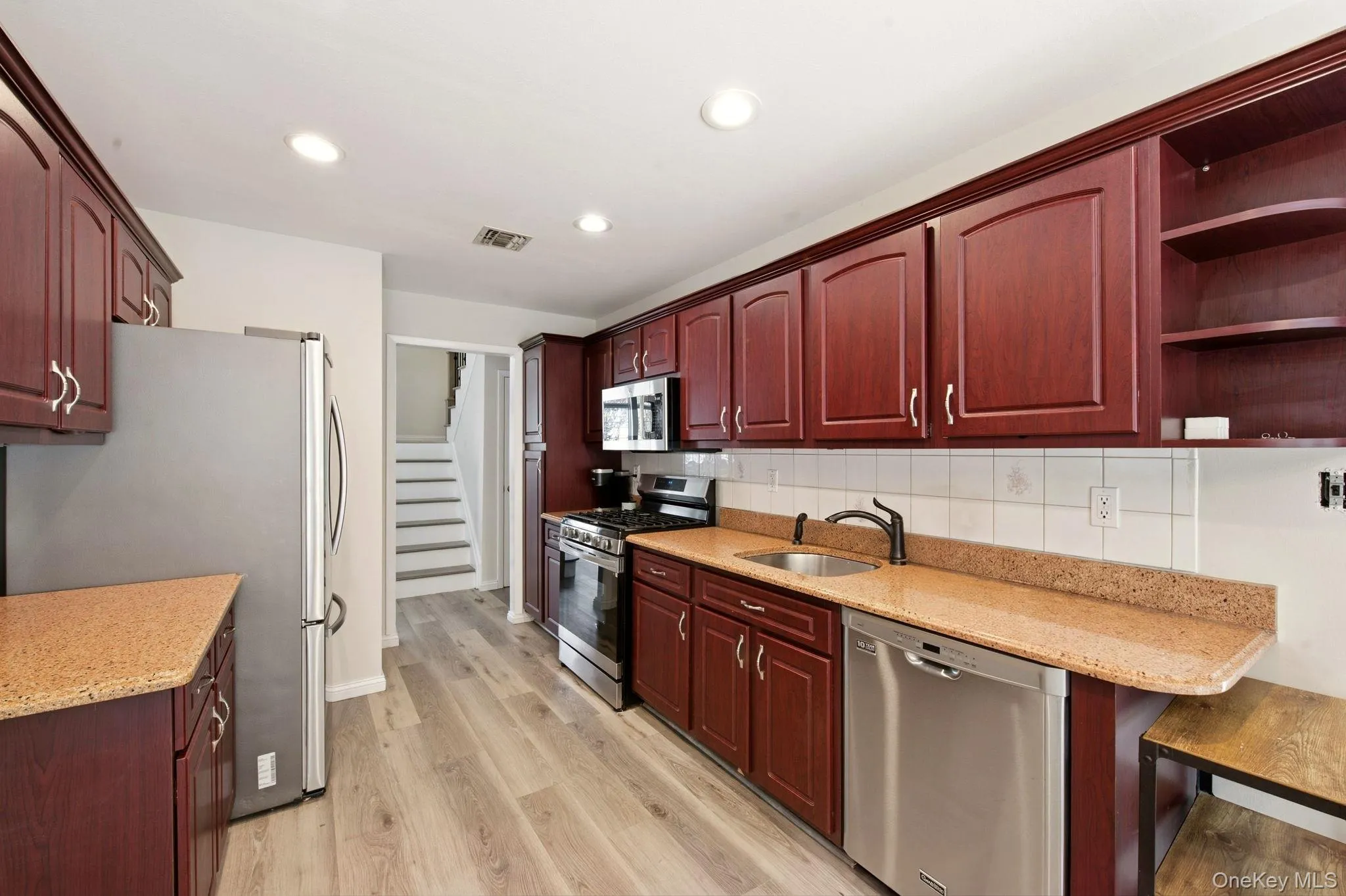 215 Fairfield Drive, Islip, NY, 4 Bedrooms Bedrooms, 8 Rooms Rooms,2 BathroomsBathrooms,Residential,For Rent,Fairfield,0,1040345 215 Fairfield Drive, Islip, NY, 4 Bedrooms Bedrooms, 8 Rooms Rooms,2 BathroomsBathrooms,Residential,For Rent,Fairfield,0,1040345