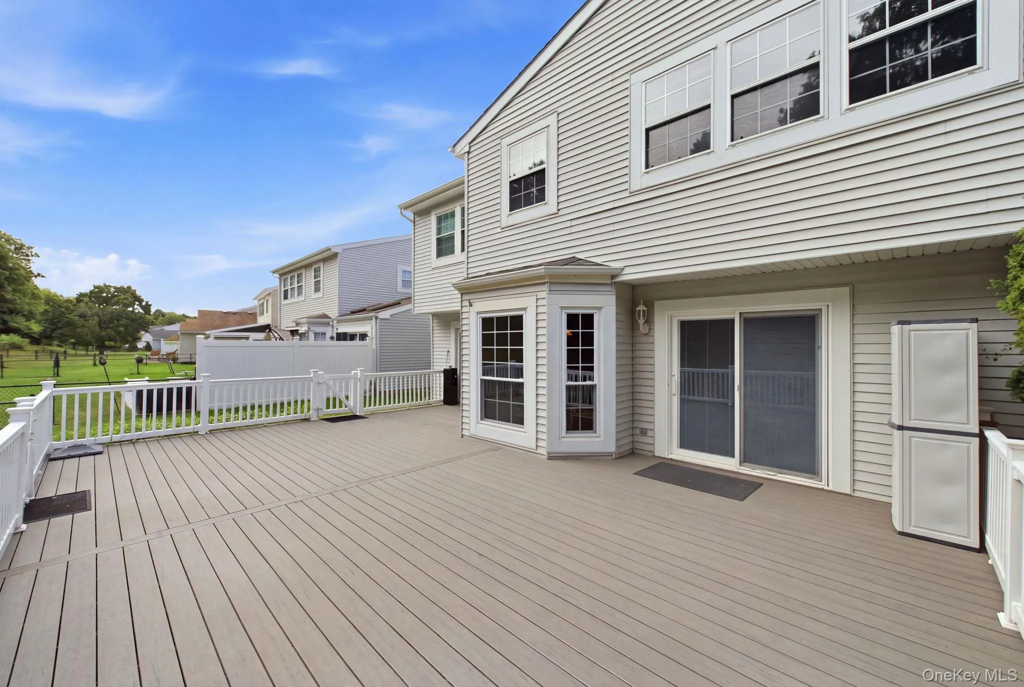 215 Fairfield Drive, Islip, NY, 4 Bedrooms Bedrooms, 8 Rooms Rooms,2 BathroomsBathrooms,Residential,For Rent,Fairfield,0,1040345 215 Fairfield Drive, Islip, NY, 4 Bedrooms Bedrooms, 8 Rooms Rooms,2 BathroomsBathrooms,Residential,For Rent,Fairfield,0,1040345