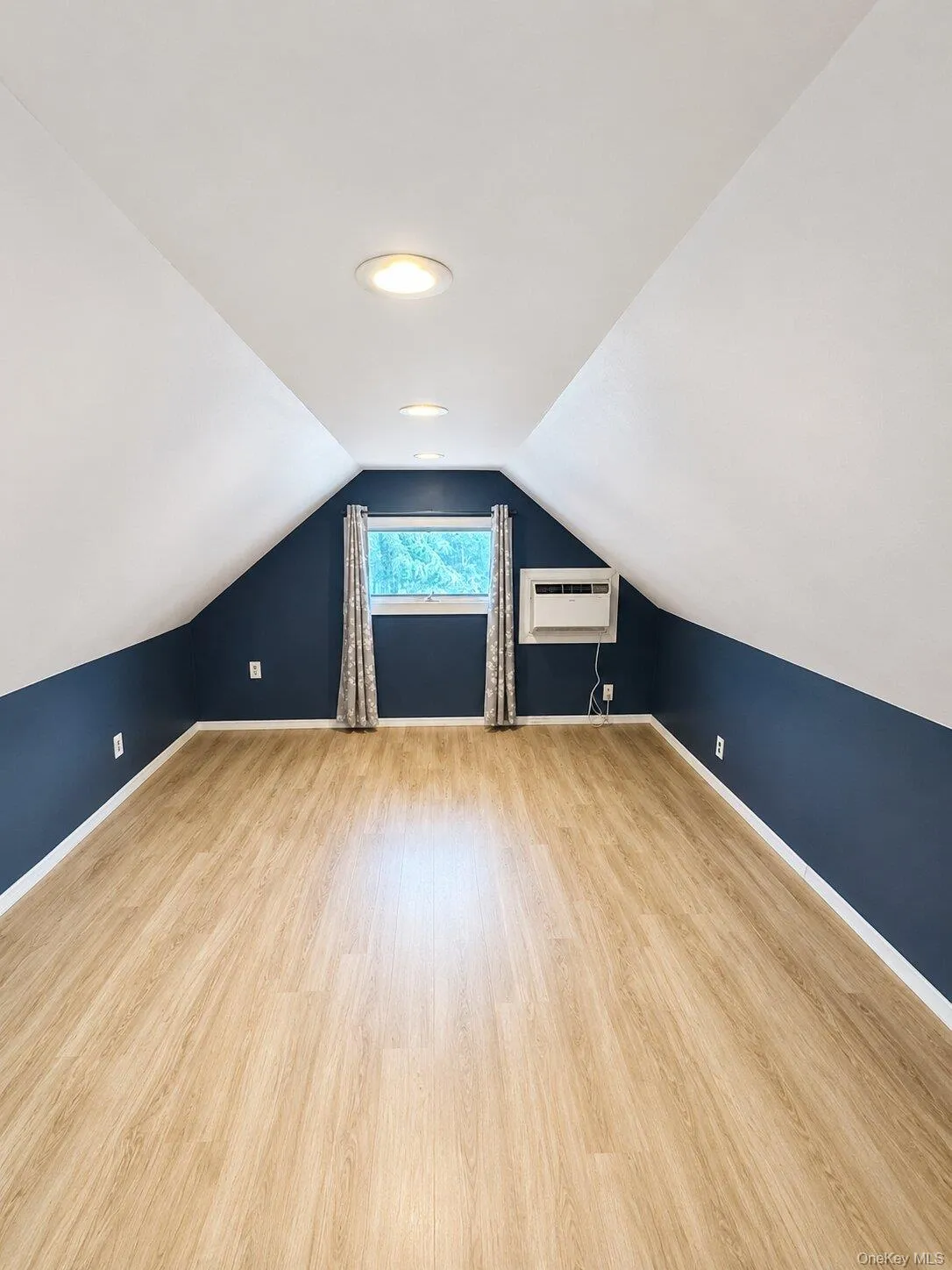 804 Nassau Street, Hempstead, NY, 2 Bedrooms Bedrooms, 6 Rooms Rooms,1 BathroomBathrooms,Residential Lease,For Rent,Nassau,0,1040350 804 Nassau Street, Hempstead, NY, 2 Bedrooms Bedrooms, 6 Rooms Rooms,1 BathroomBathrooms,Residential Lease,For Rent,Nassau,0,1040350