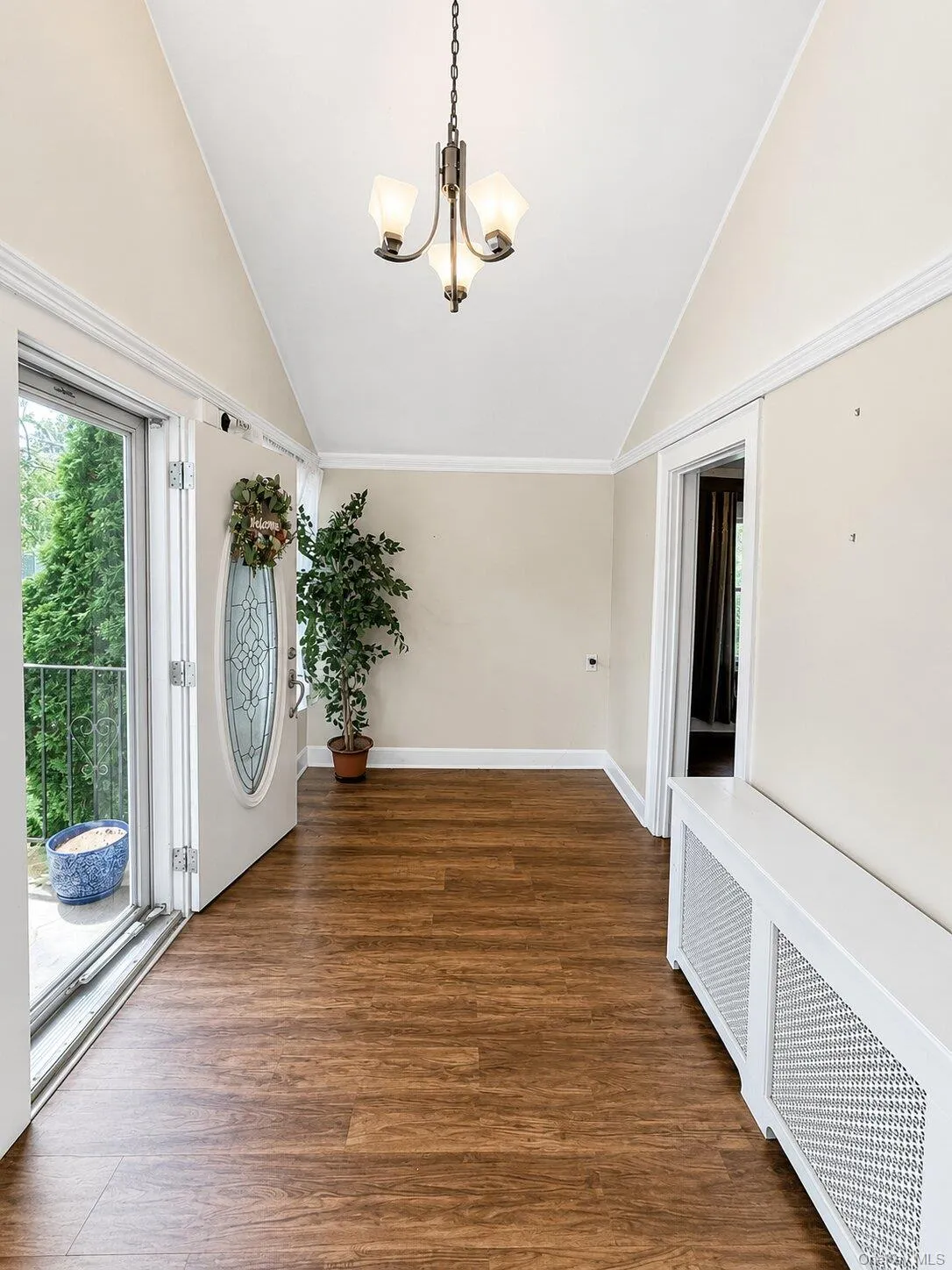 804 Nassau Street, Hempstead, NY, 2 Bedrooms Bedrooms, 6 Rooms Rooms,1 BathroomBathrooms,Residential Lease,For Rent,Nassau,0,1040350 804 Nassau Street, Hempstead, NY, 2 Bedrooms Bedrooms, 6 Rooms Rooms,1 BathroomBathrooms,Residential Lease,For Rent,Nassau,0,1040350