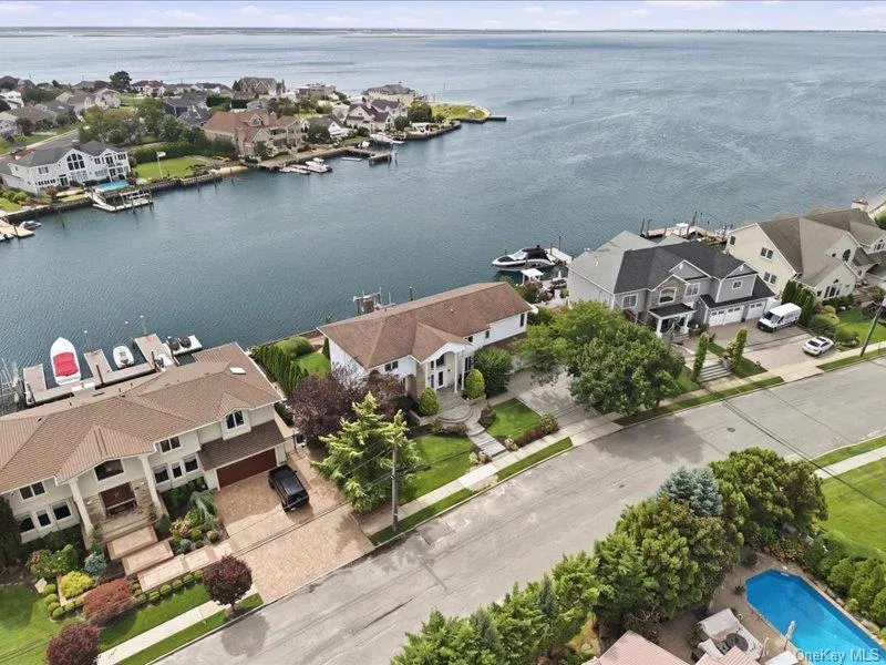 211 Whitewood Drive, Oyster Bay, NY, 4 Bedrooms Bedrooms, 10 Rooms Rooms,4 BathroomsBathrooms,Residential,For Rent,Whitewood,0,1040353 211 Whitewood Drive, Oyster Bay, NY, 4 Bedrooms Bedrooms, 10 Rooms Rooms,4 BathroomsBathrooms,Residential,For Rent,Whitewood,0,1040353
