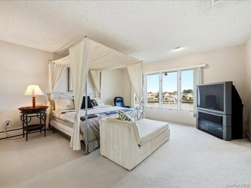 211 Whitewood Drive, Oyster Bay, NY, 4 Bedrooms Bedrooms, 10 Rooms Rooms,4 BathroomsBathrooms,Residential,For Rent,Whitewood,0,1040353 211 Whitewood Drive, Oyster Bay, NY, 4 Bedrooms Bedrooms, 10 Rooms Rooms,4 BathroomsBathrooms,Residential,For Rent,Whitewood,0,1040353