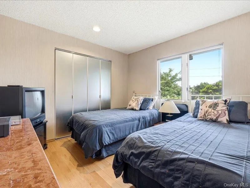211 Whitewood Drive, Oyster Bay, NY, 4 Bedrooms Bedrooms, 10 Rooms Rooms,4 BathroomsBathrooms,Residential,For Rent,Whitewood,0,1040353 211 Whitewood Drive, Oyster Bay, NY, 4 Bedrooms Bedrooms, 10 Rooms Rooms,4 BathroomsBathrooms,Residential,For Rent,Whitewood,0,1040353