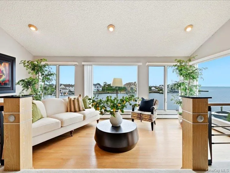 211 Whitewood Drive, Oyster Bay, NY, 4 Bedrooms Bedrooms, 10 Rooms Rooms,4 BathroomsBathrooms,Residential,For Rent,Whitewood,0,1040353 211 Whitewood Drive, Oyster Bay, NY, 4 Bedrooms Bedrooms, 10 Rooms Rooms,4 BathroomsBathrooms,Residential,For Rent,Whitewood,0,1040353
