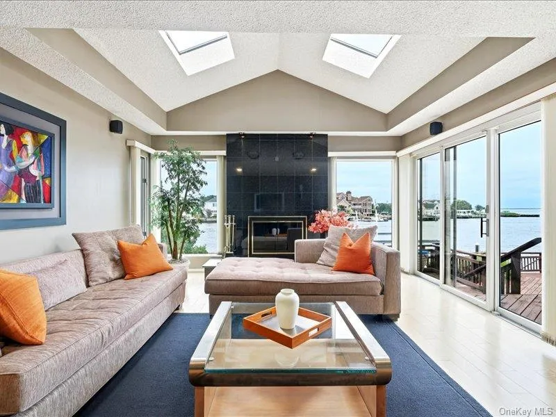 211 Whitewood Drive, Oyster Bay, NY, 4 Bedrooms Bedrooms, 10 Rooms Rooms,4 BathroomsBathrooms,Residential,For Rent,Whitewood,0,1040353 211 Whitewood Drive, Oyster Bay, NY, 4 Bedrooms Bedrooms, 10 Rooms Rooms,4 BathroomsBathrooms,Residential,For Rent,Whitewood,0,1040353